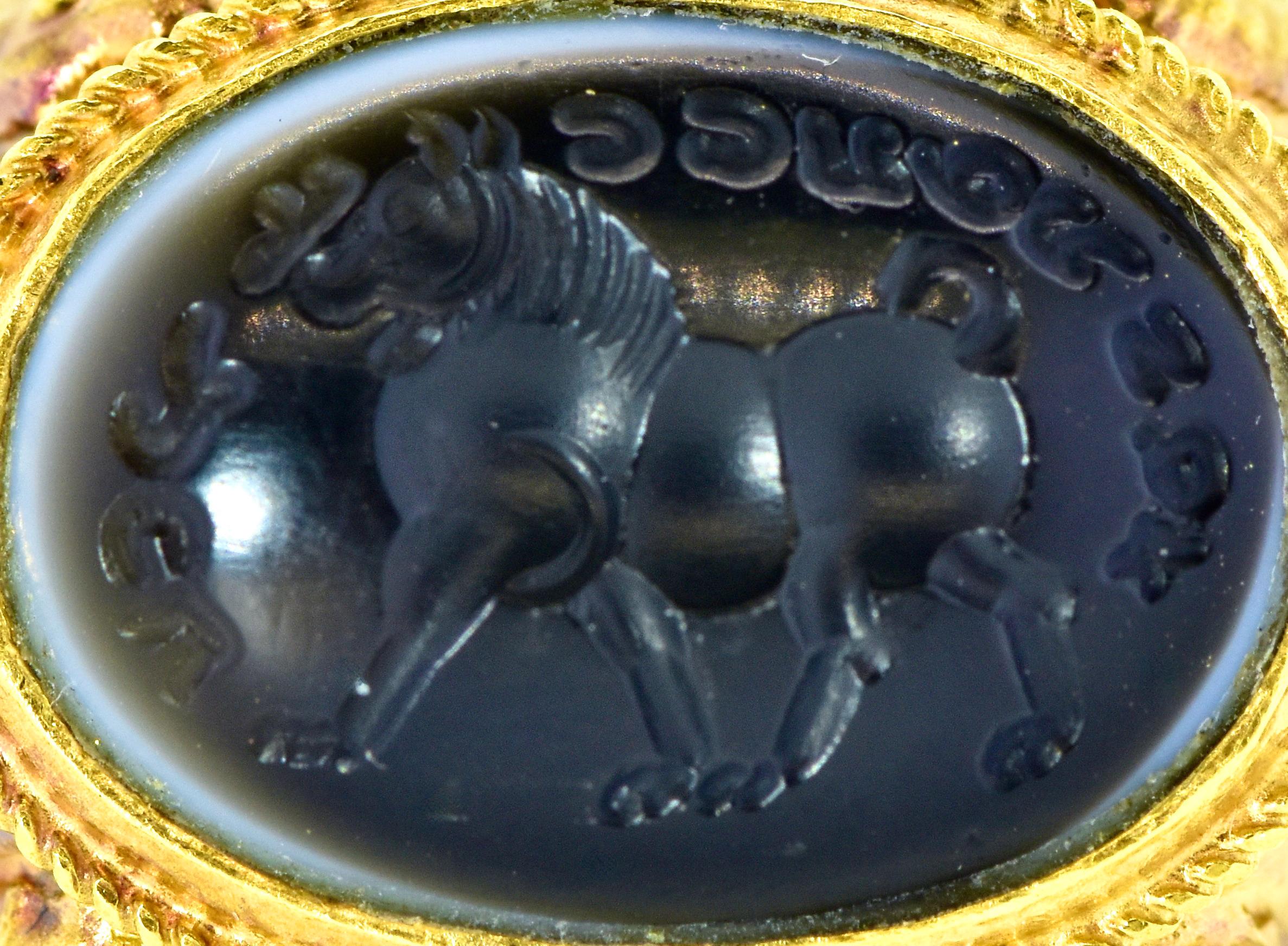 Antique Banded Agate Intaglio Within a Rare 22k Ring, C. 1800 2