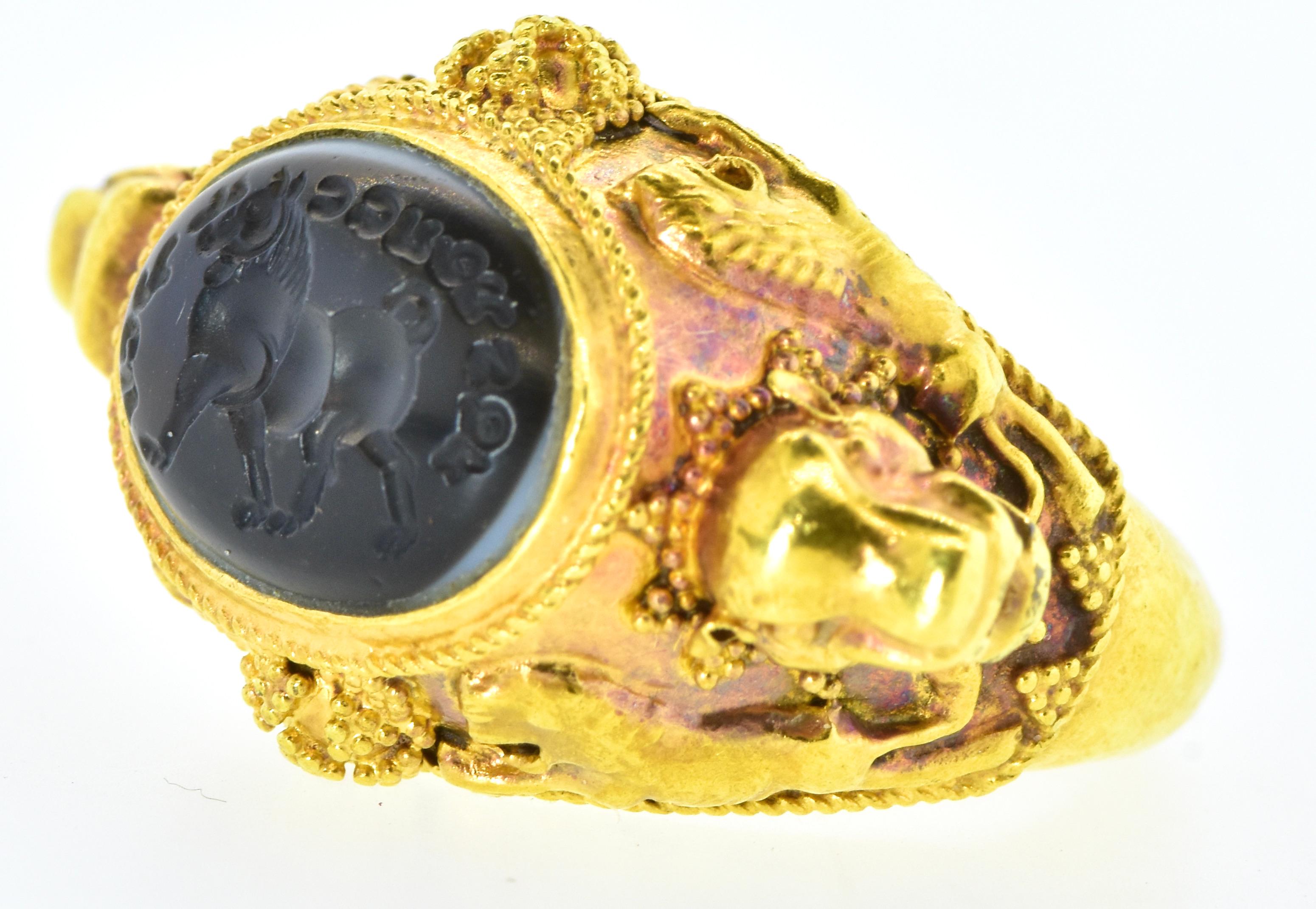 Antique Banded Agate Intaglio Within a Rare 22k Ring, C. 1800 3