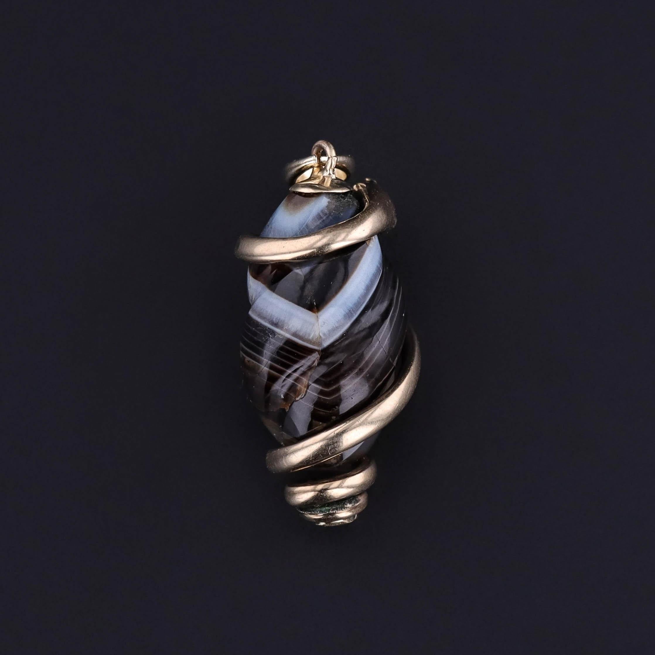 Victorien Pendentif serpent en agate rubanée en or 9ct en vente