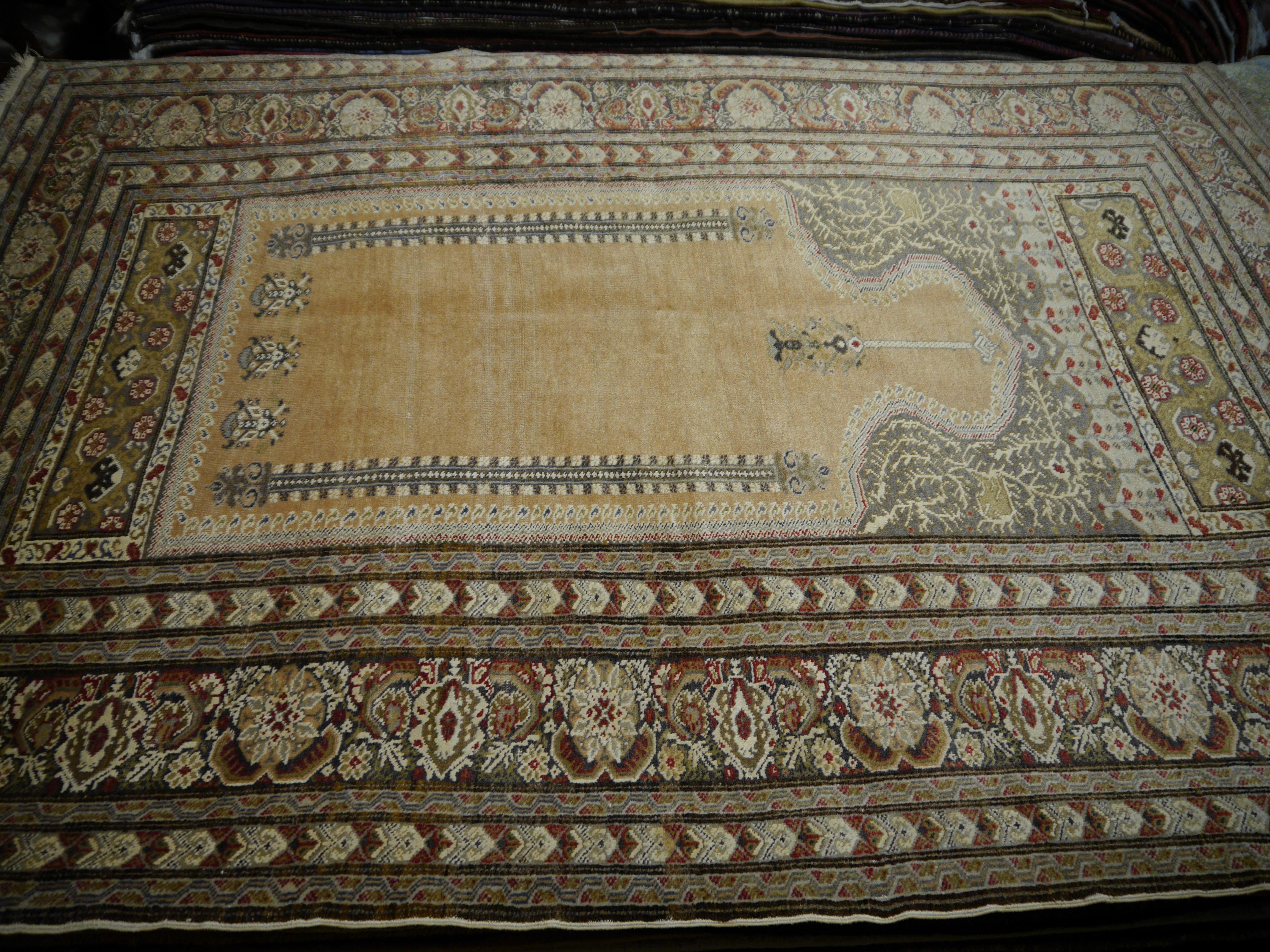 Hand-Knotted Antique Bandirma Prayer Rug For Sale