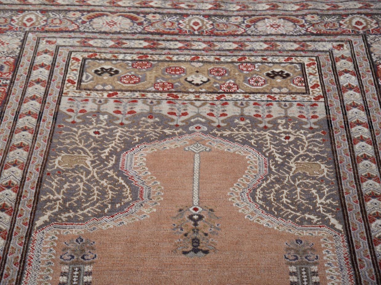 Antique Bandirma Prayer Rug Pandirma Turkish Carpet In Good Condition For Sale In Lohr, Bavaria, DE