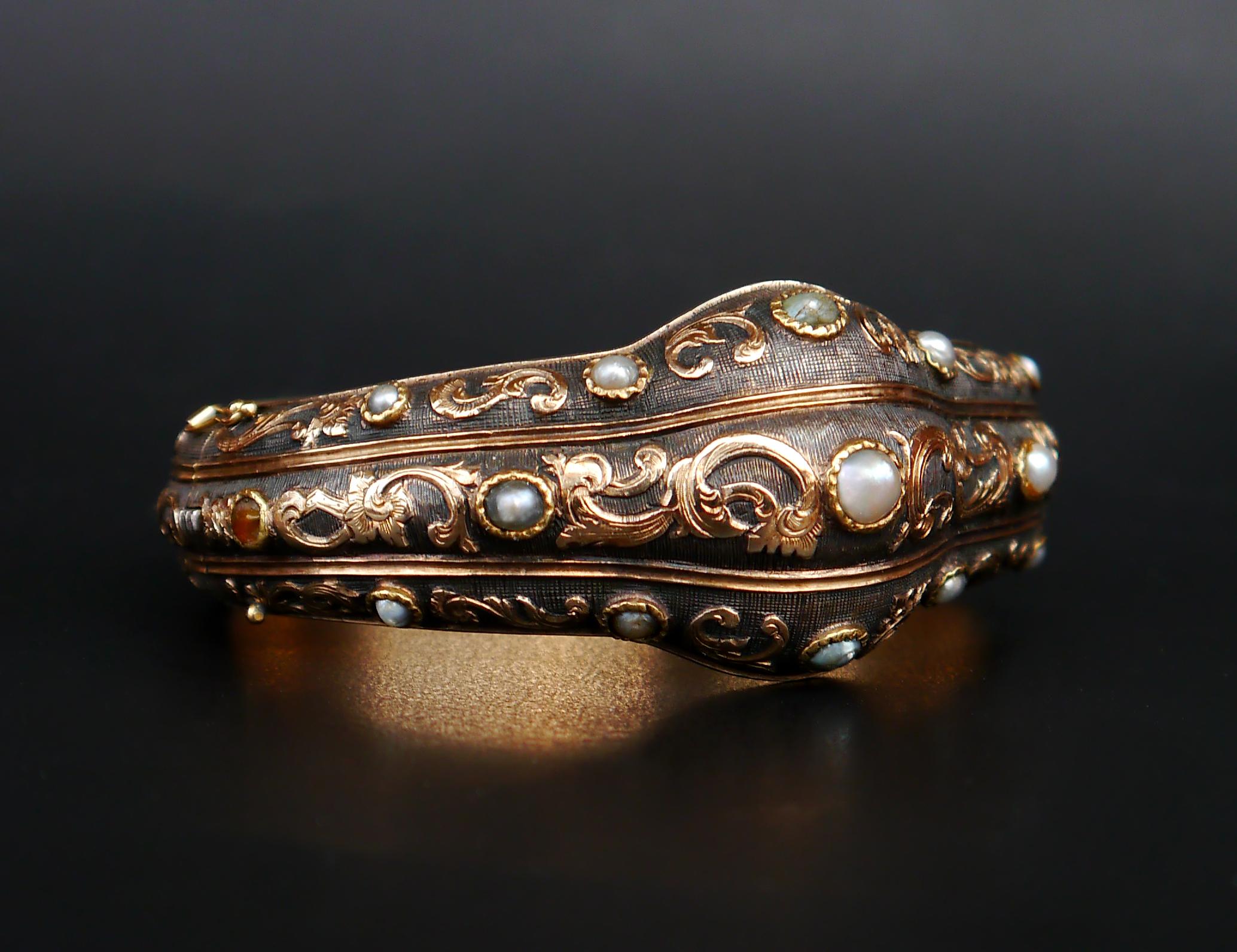 Antique Bangle Bracelet natural River Pearls solid 14K Gold / Silver / 42gr For Sale 5