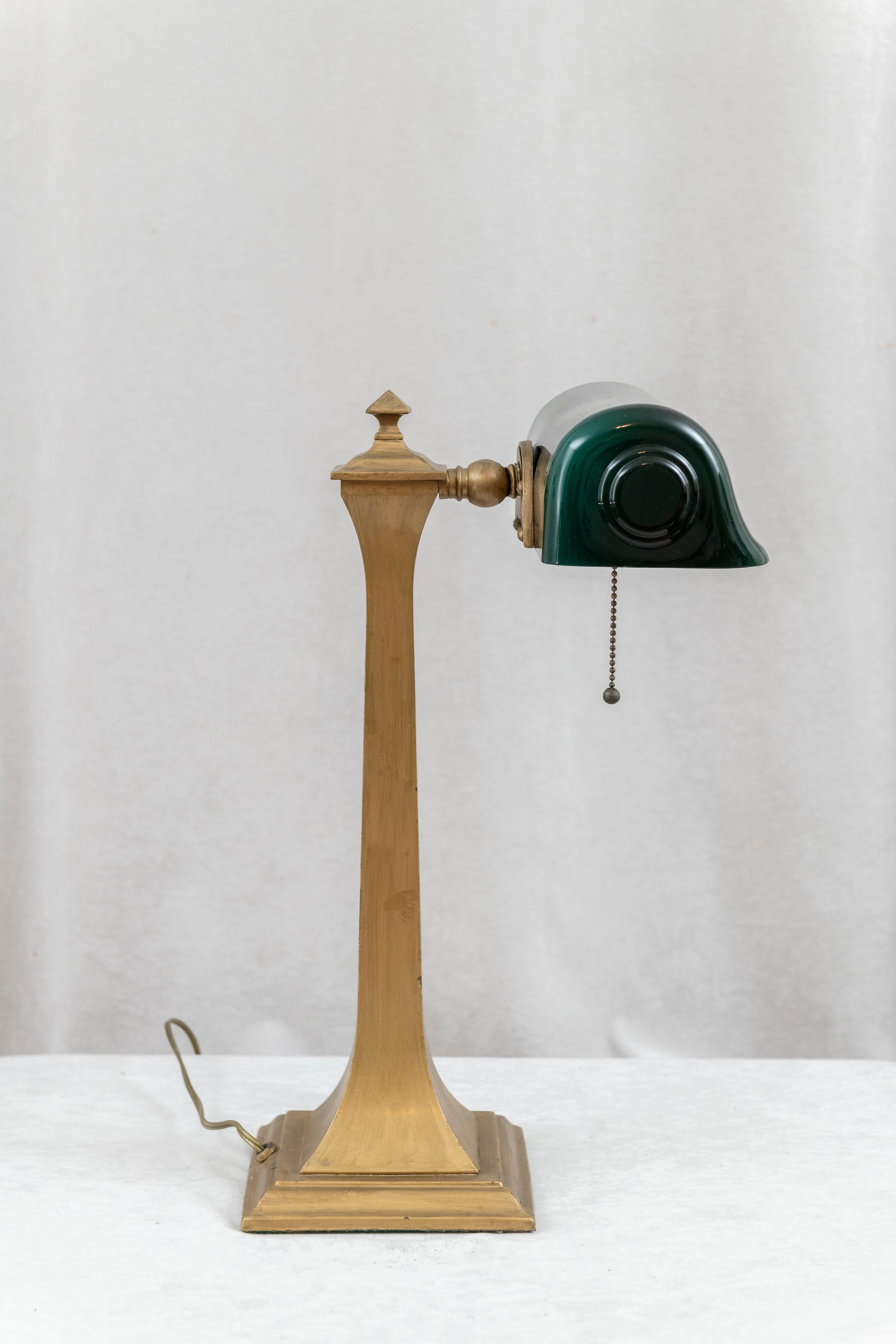 Arts and Crafts Antique Banker's Desk Lamp by Verdelite, Original Green Shade, ca. 1917