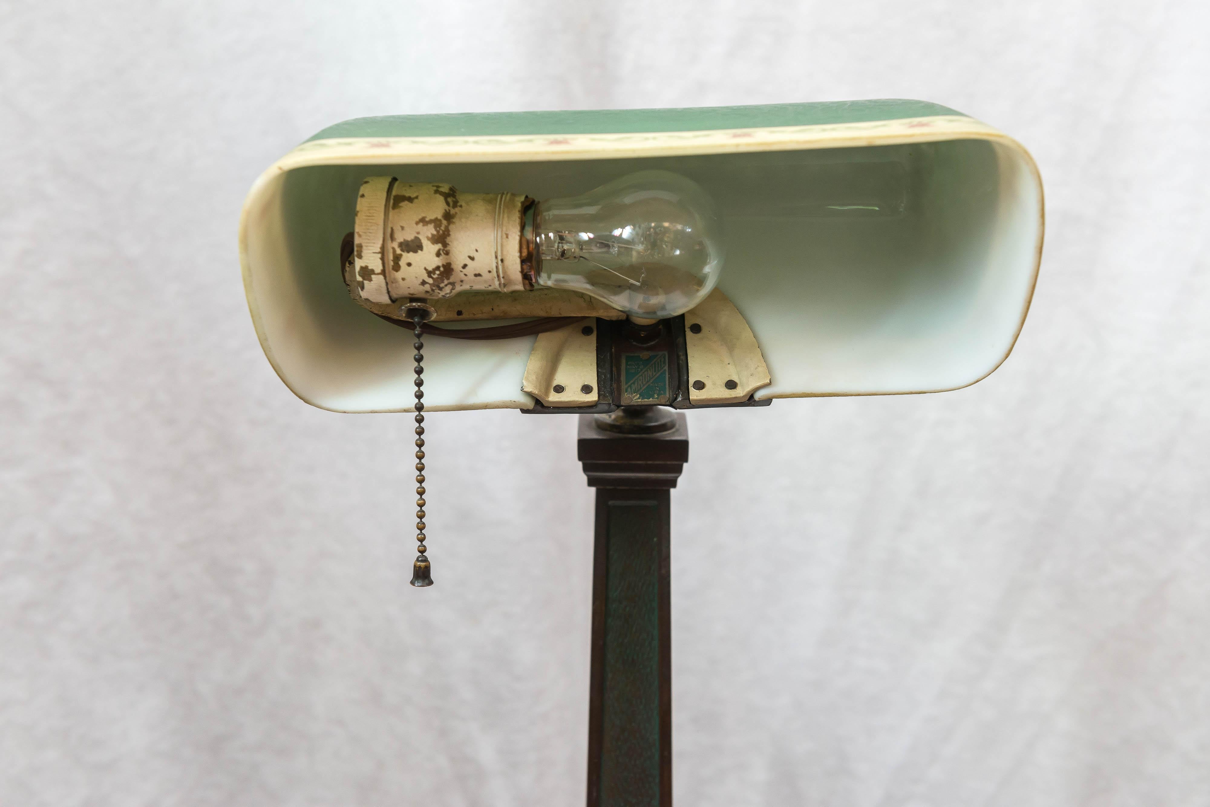 For those looking for the typical antique banker's lamp, stop, we have one that is a cut above the rest. Multiple companies made banker's lamps with Emeralite being the most known, however Amronlite made lamps of comparable quality. Finding one with