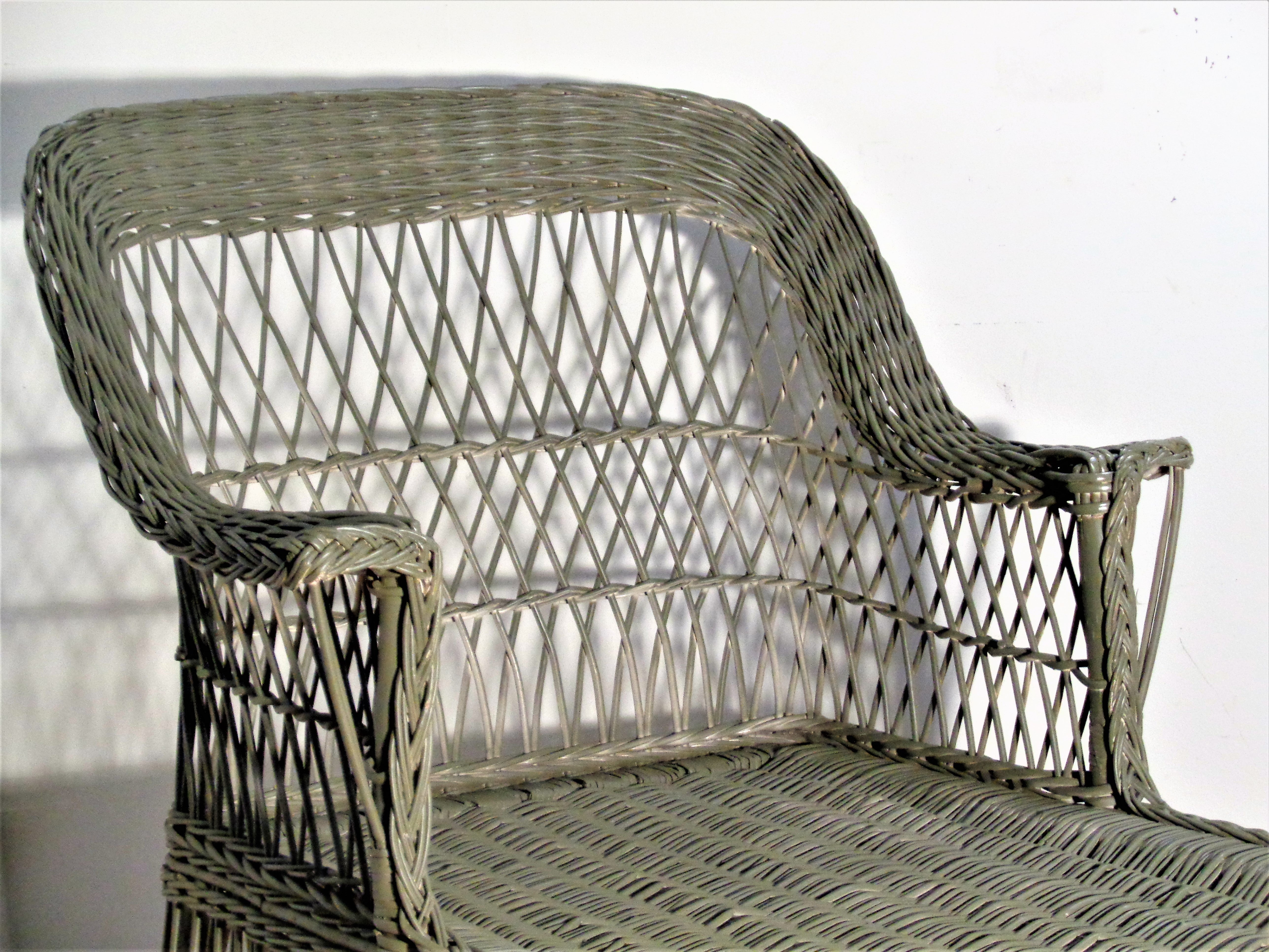 American Antique Bar Harbor Wicker Willow Chaise Lounge
