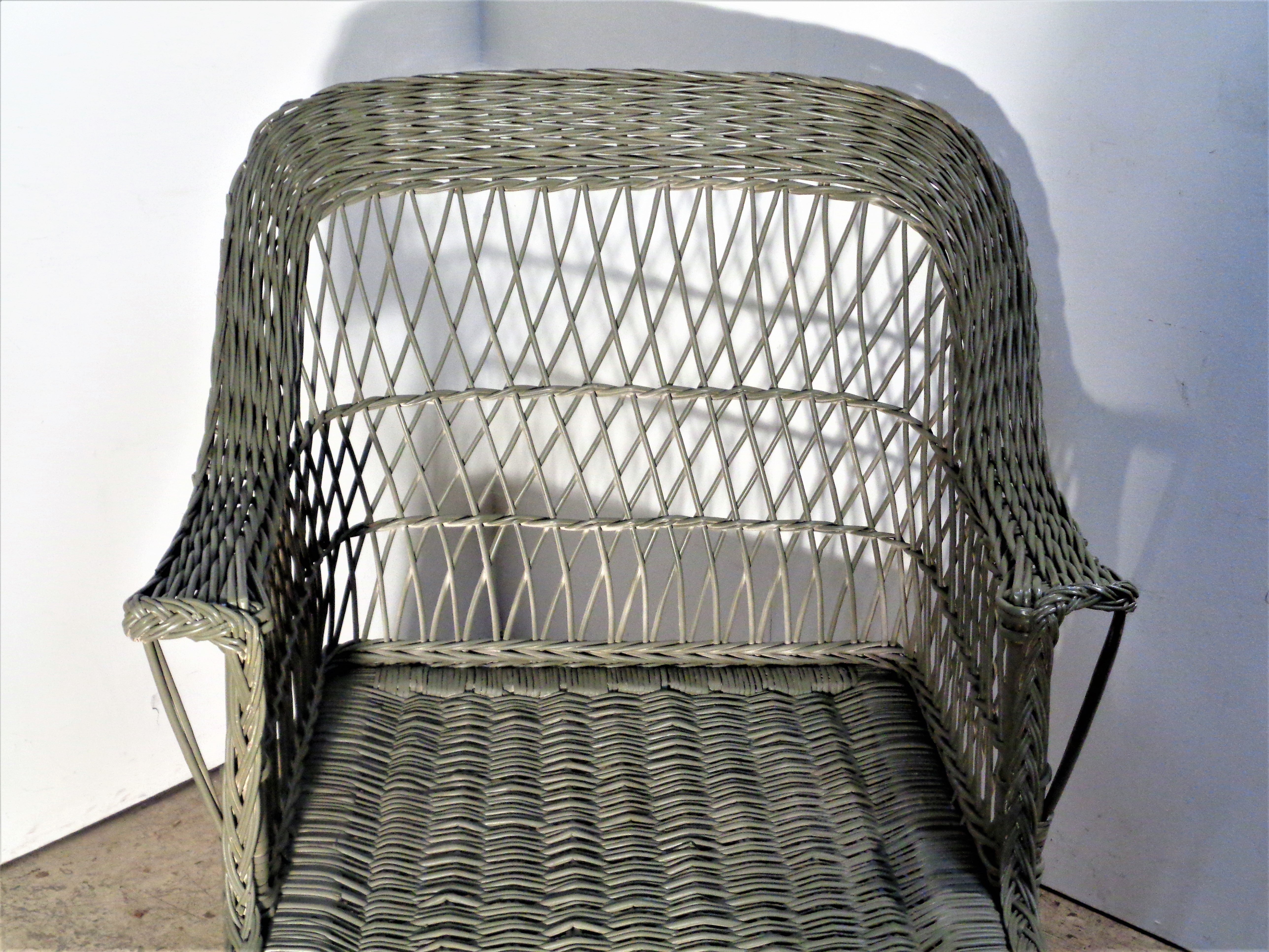 Antique Bar Harbor Wicker Willow Chaise Lounge In Good Condition In Rochester, NY