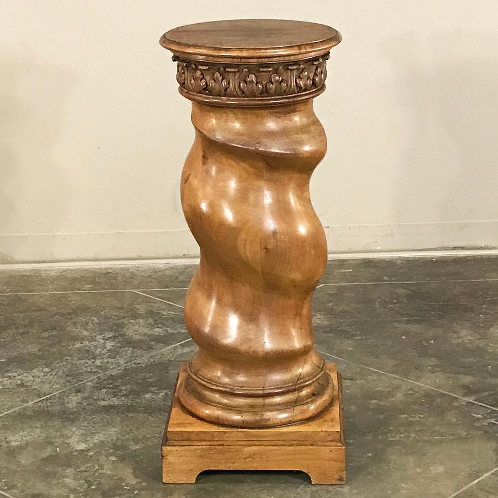 Antique Barley twist pedestal makes a sturdy mount for your most prized artwork, sculpture, or vase! Handcrafted from solid oak to last for centuries.
circa mid-1900s
Measures 29 H x 13.5 W x 13.5 D.