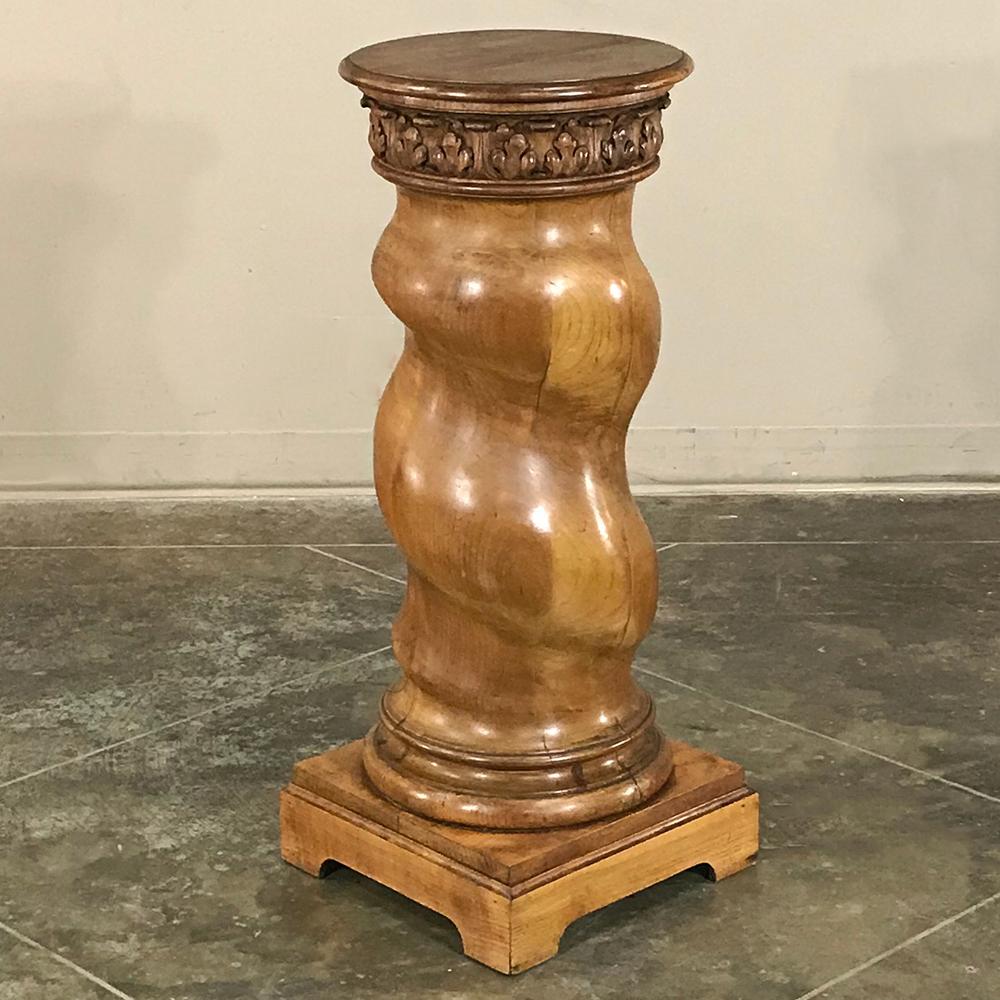 Neoclassical Revival Antique Barley Solid Oak Twist Pedestal