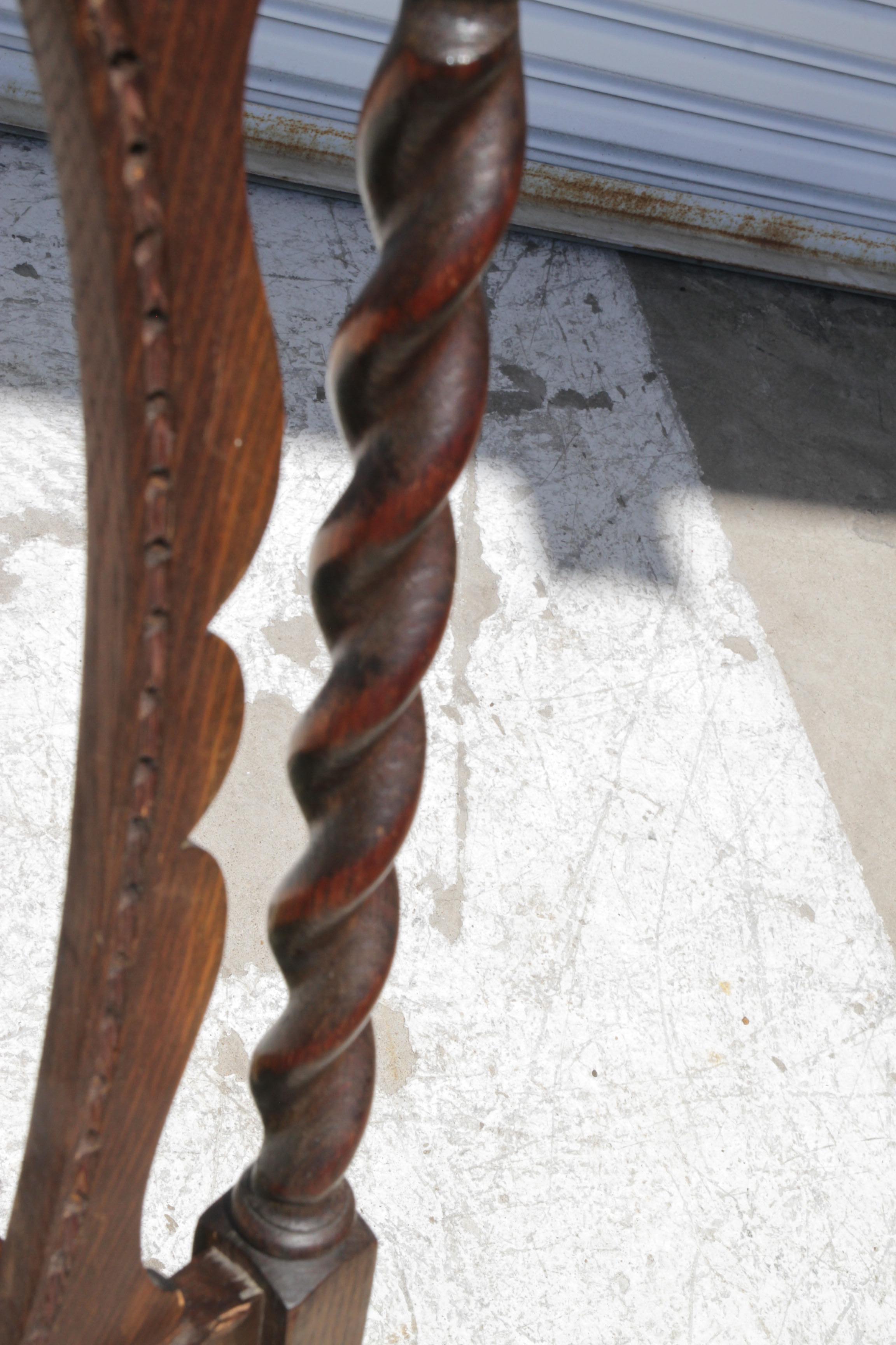 Antiker Barley Twist-Beistellstuhl im Angebot 3