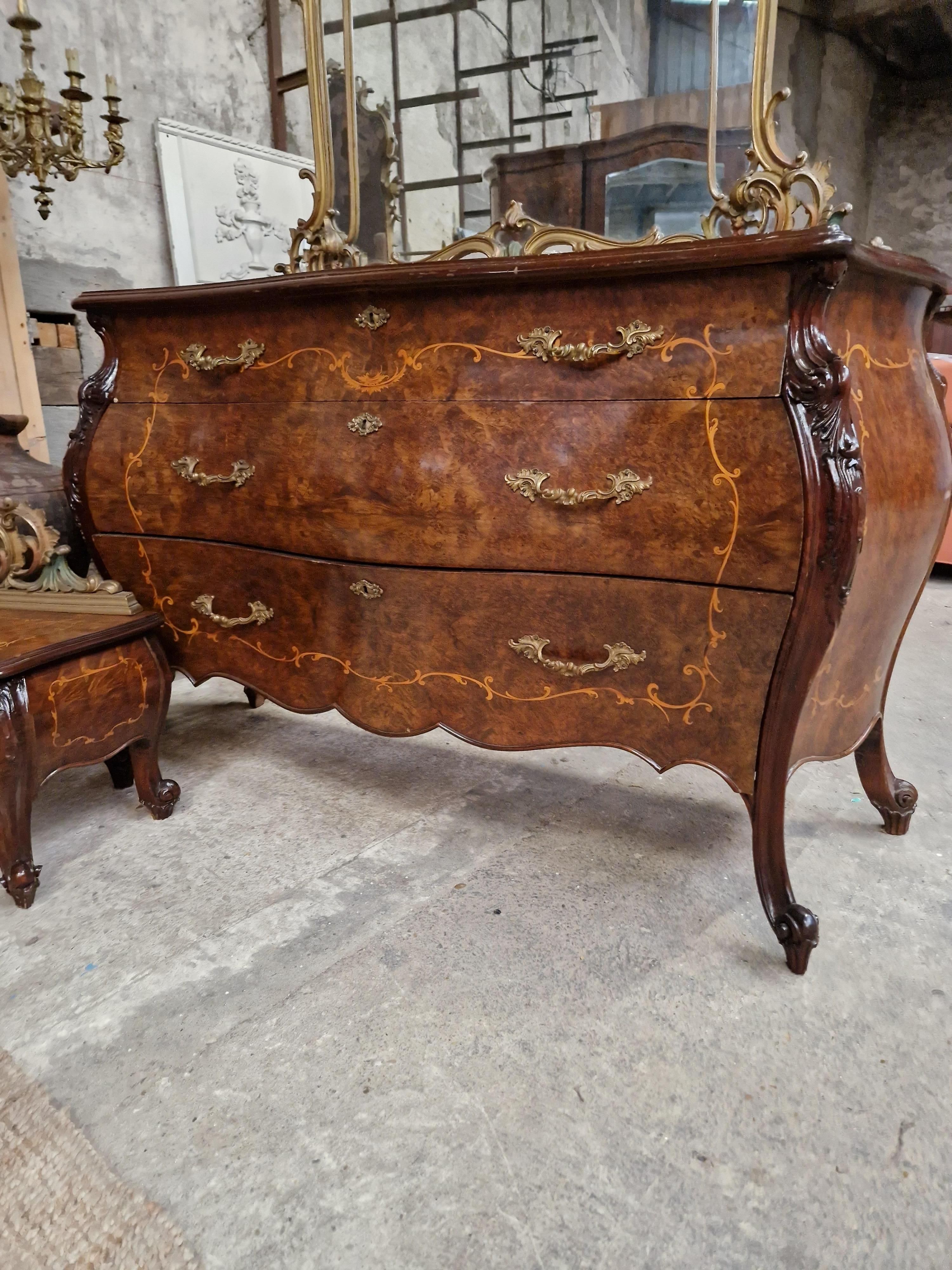 Antique Italian Bedroom Set 4