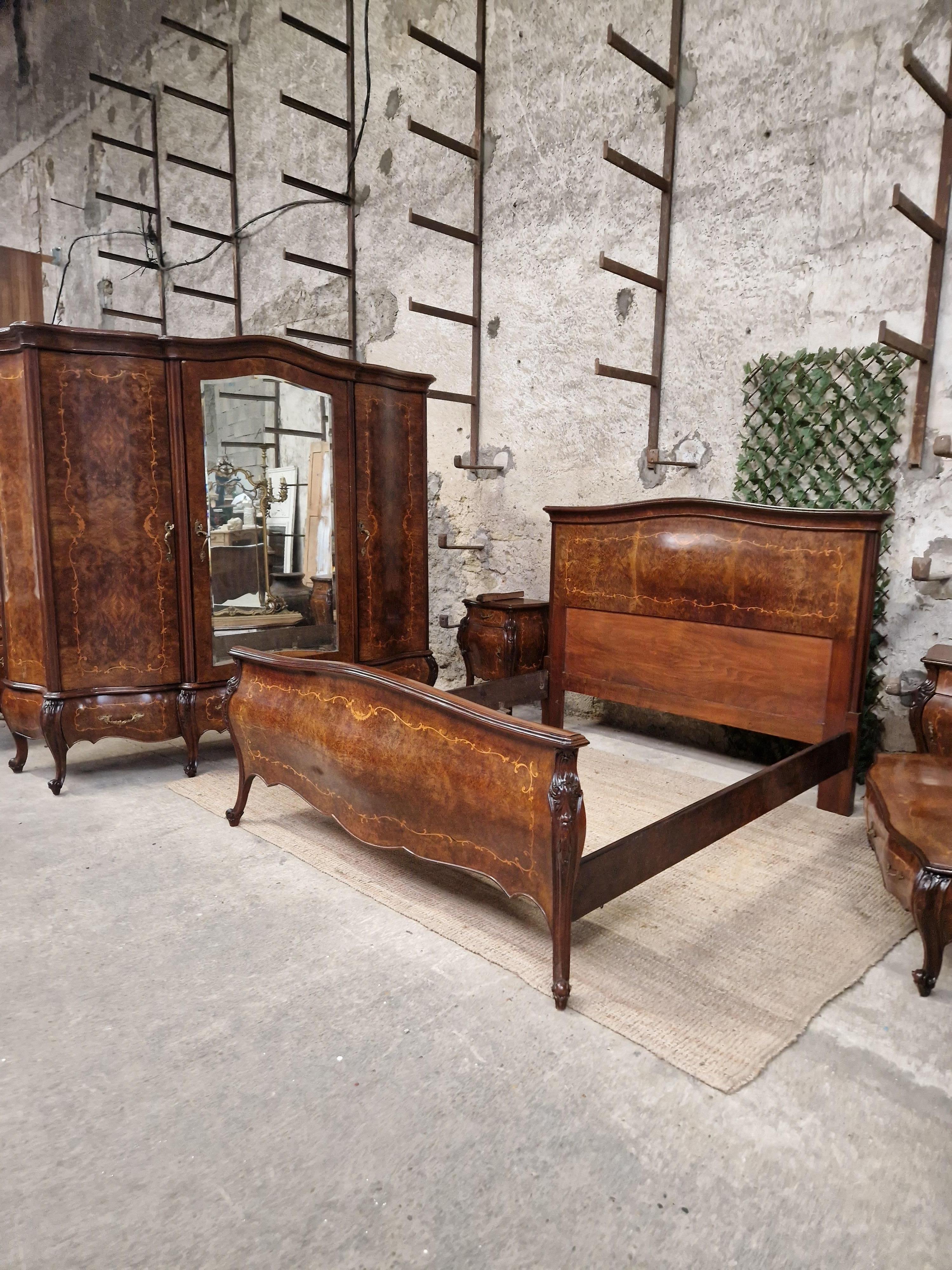 Antique Italian Bedroom Set 8