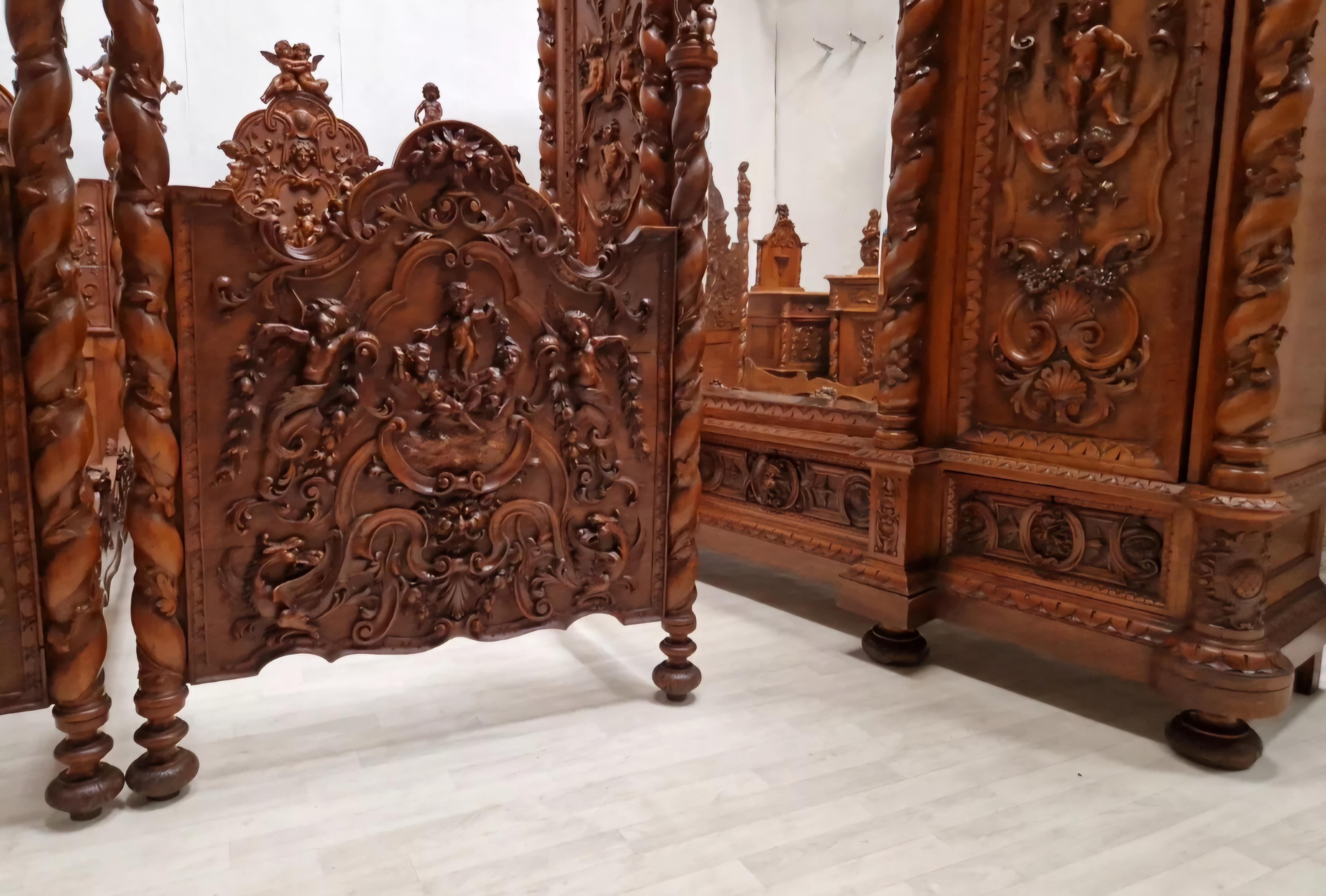 19th Century Renaissance Bedroom Set with King Size Bed For Sale 11