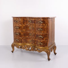 Antique Baroque Chest Of Drawers With 4 Drawers In Polished Walnut, 1760s