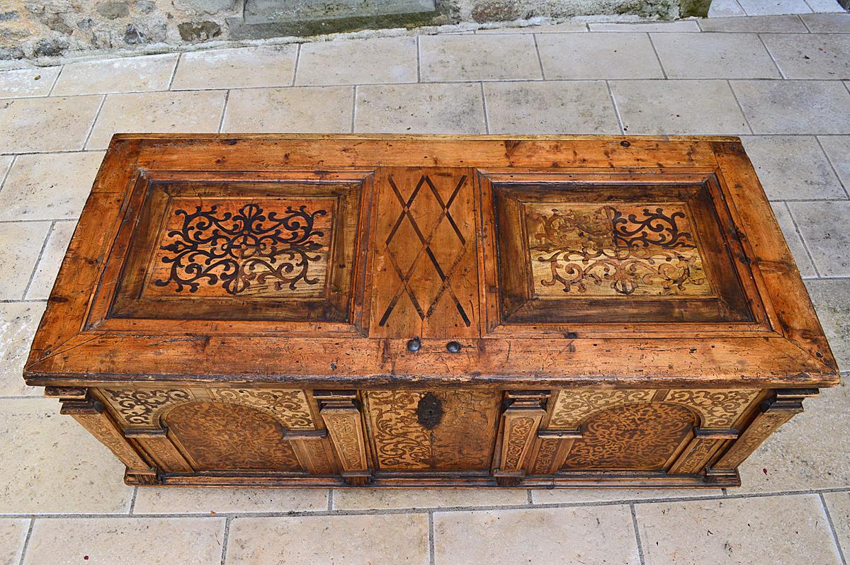 Antique Baroque Fruitwood Inlaid Desk / Cassone Chest, Mid-17th Century For Sale 2