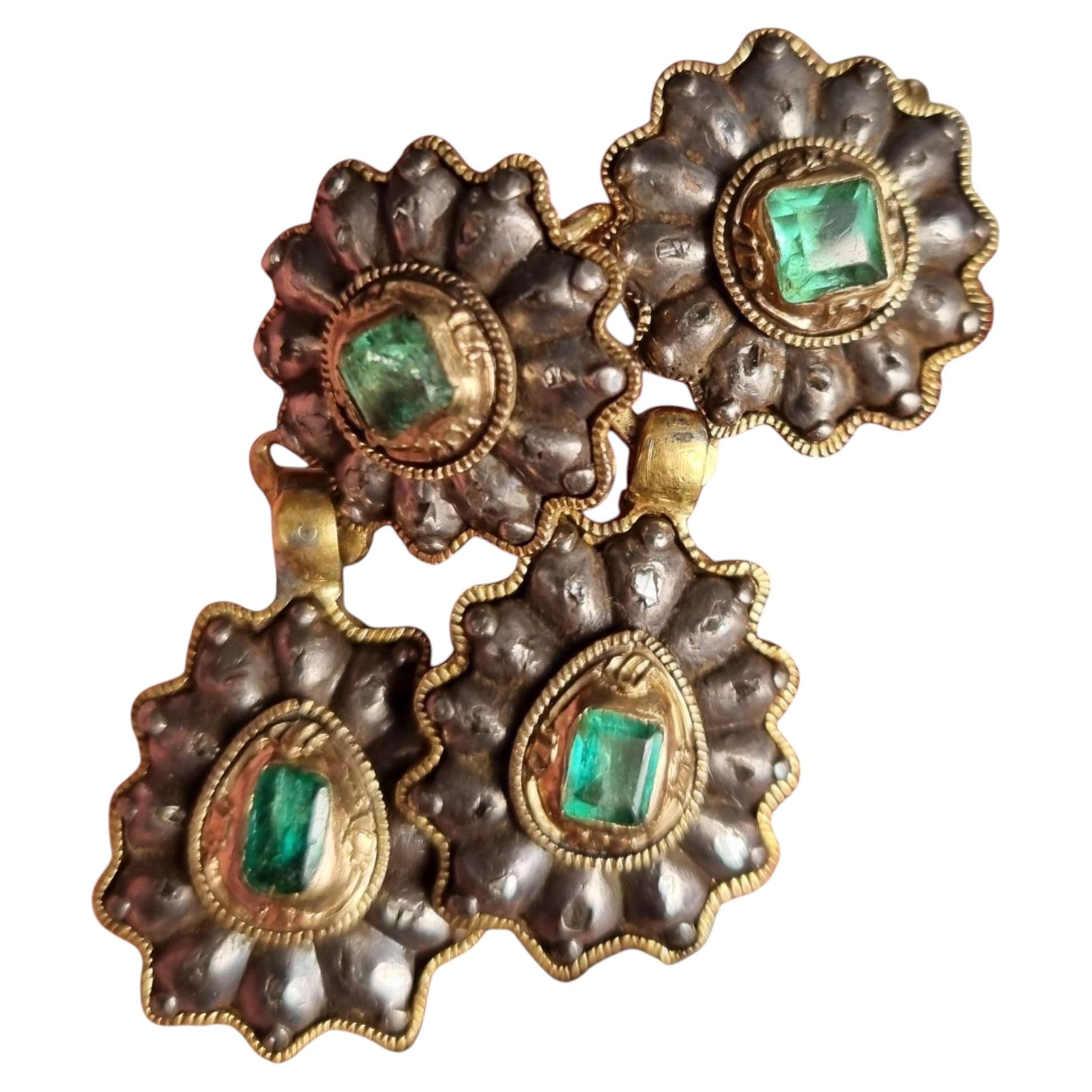 Antike barocke iberische Tropfenohrringe. Kolumbianische Smaragde & Diamanten 17/18C.