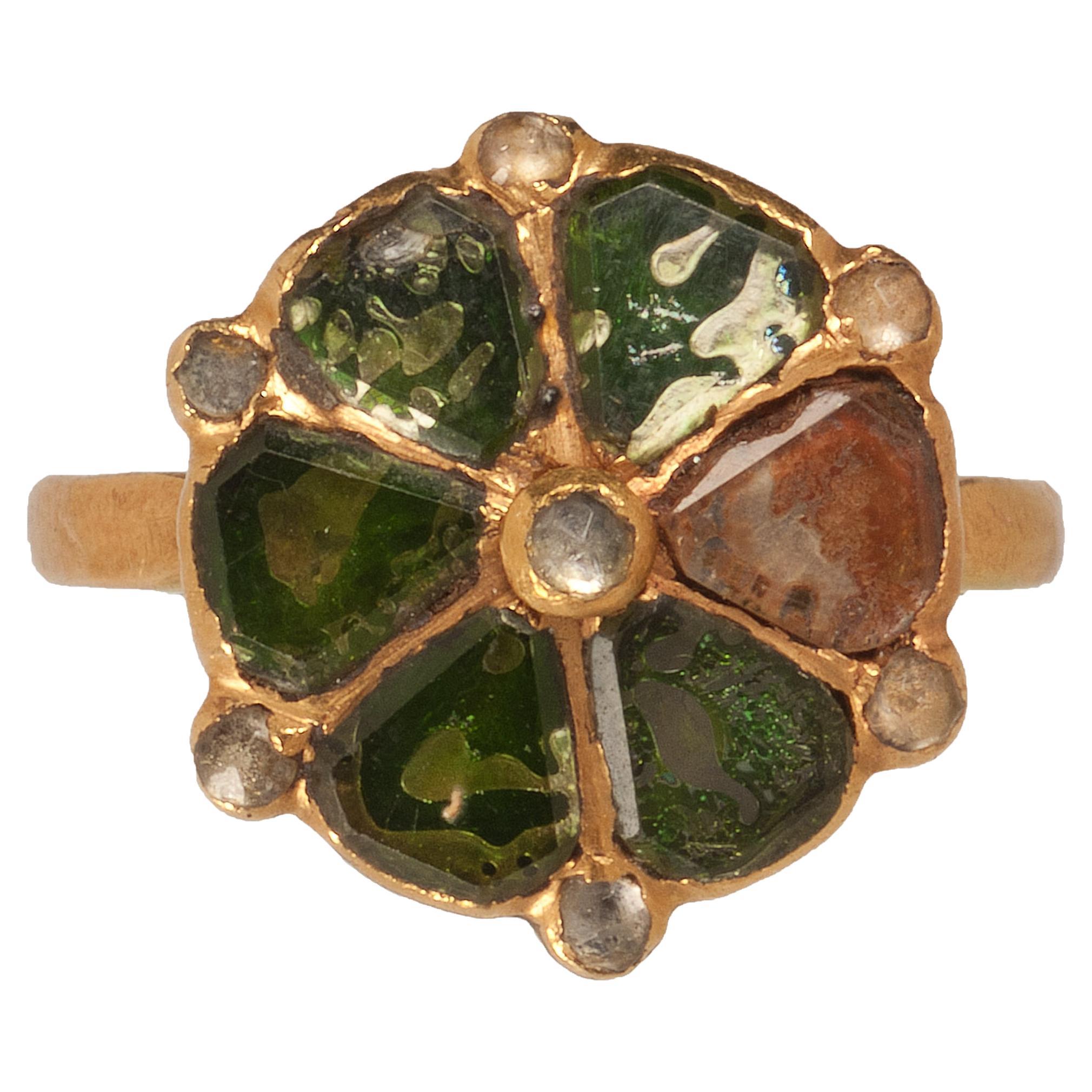 Antiker italienischer Rosette-Ring aus Glas im Barockstil im Angebot