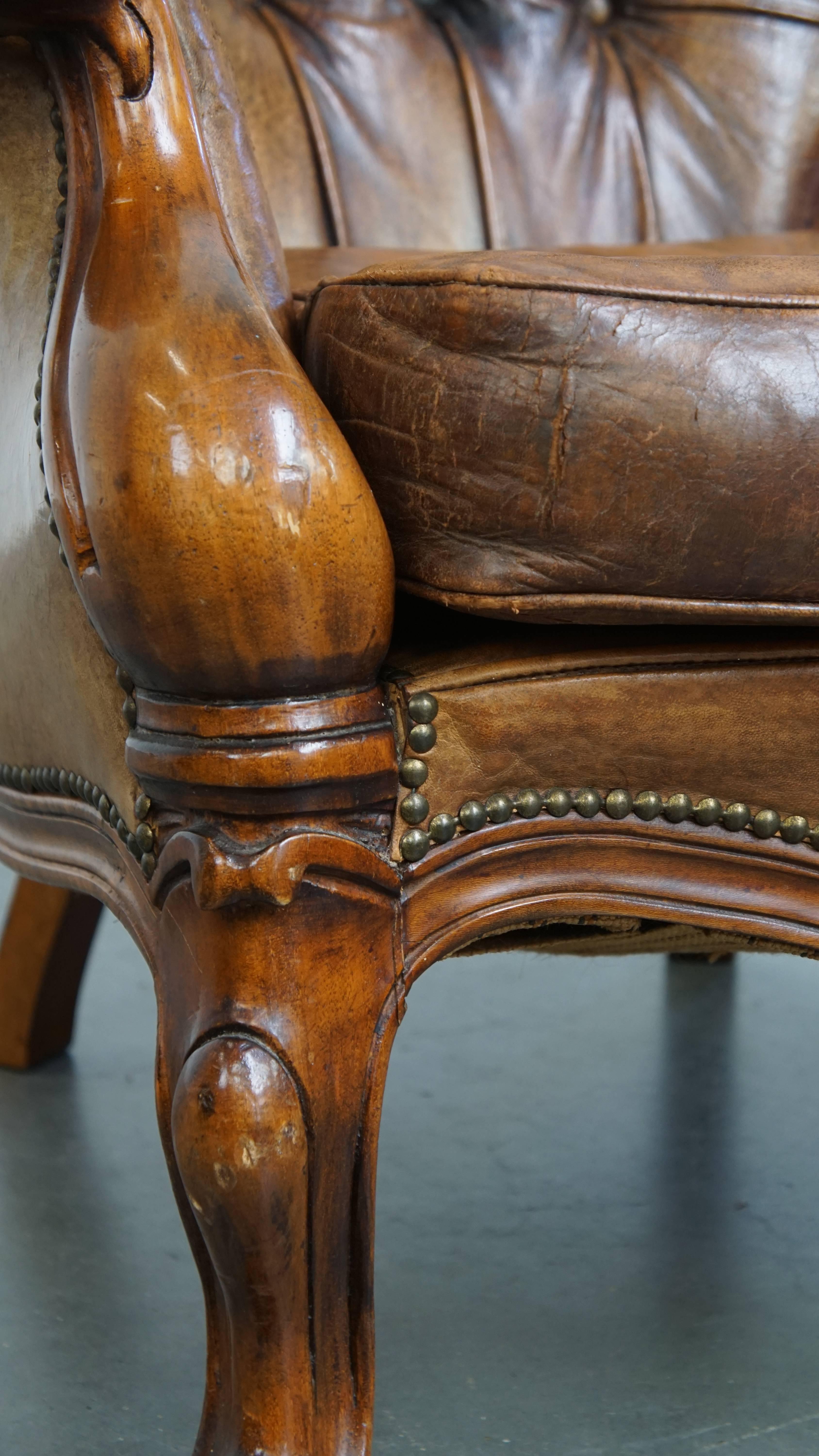 Antique Baroque Sheepskin Leather Chesterfield Armchair For Sale 5