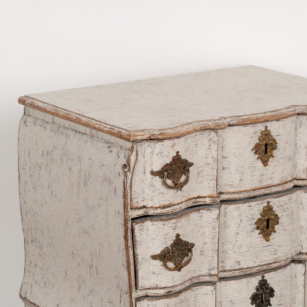 Antique Baroque Small White Painted Chest of Drawers, Sweden, circa 1760 1