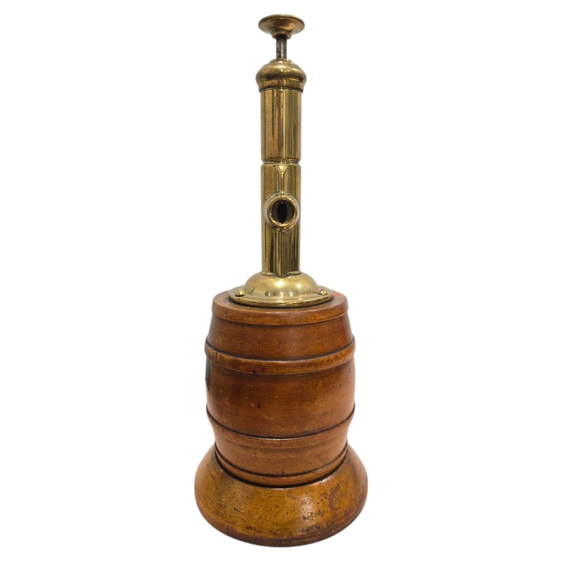 Antique Barrel-Shaped Cigar Cutter in Wood and Gilt Brass, circa 1900