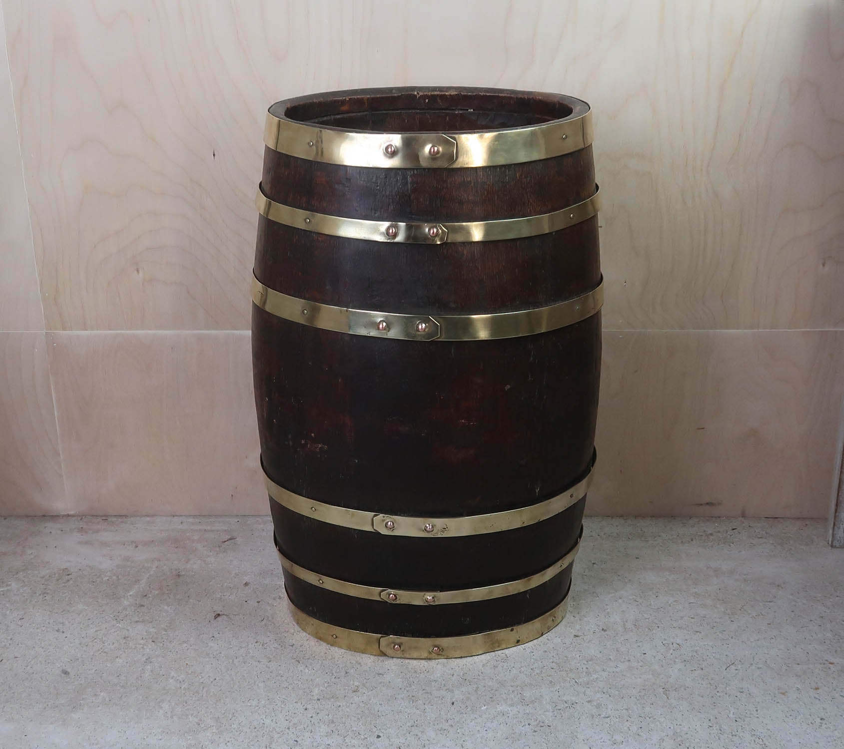 Edwardian Antique Barrel Shaped Oak and Brass Umbrella Stand. English C.1920 For Sale