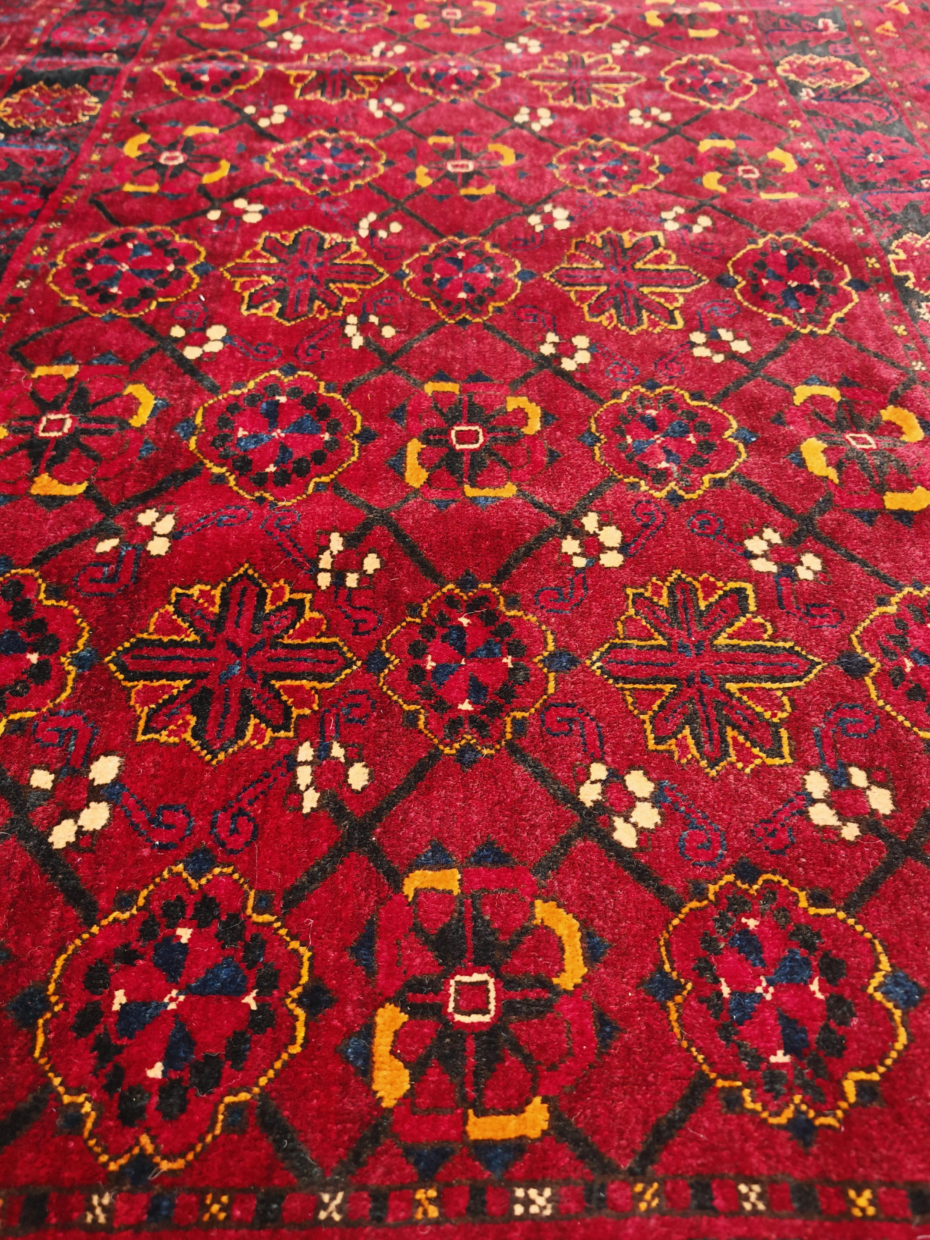 Antico Bashiri Chuval o sacco per riporre le cose in lana spessa e morbida, con tinte naturali in vendita 1