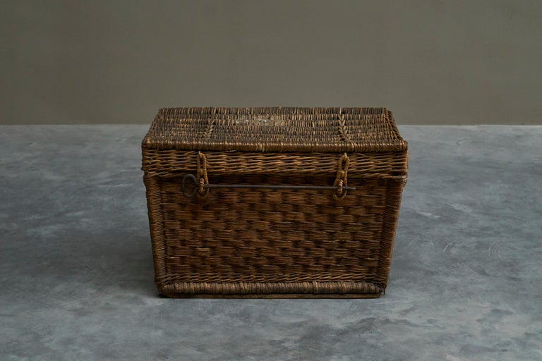 Panier Ancien En Osier - Avec Couvercle - Vintage - Déco Campagne