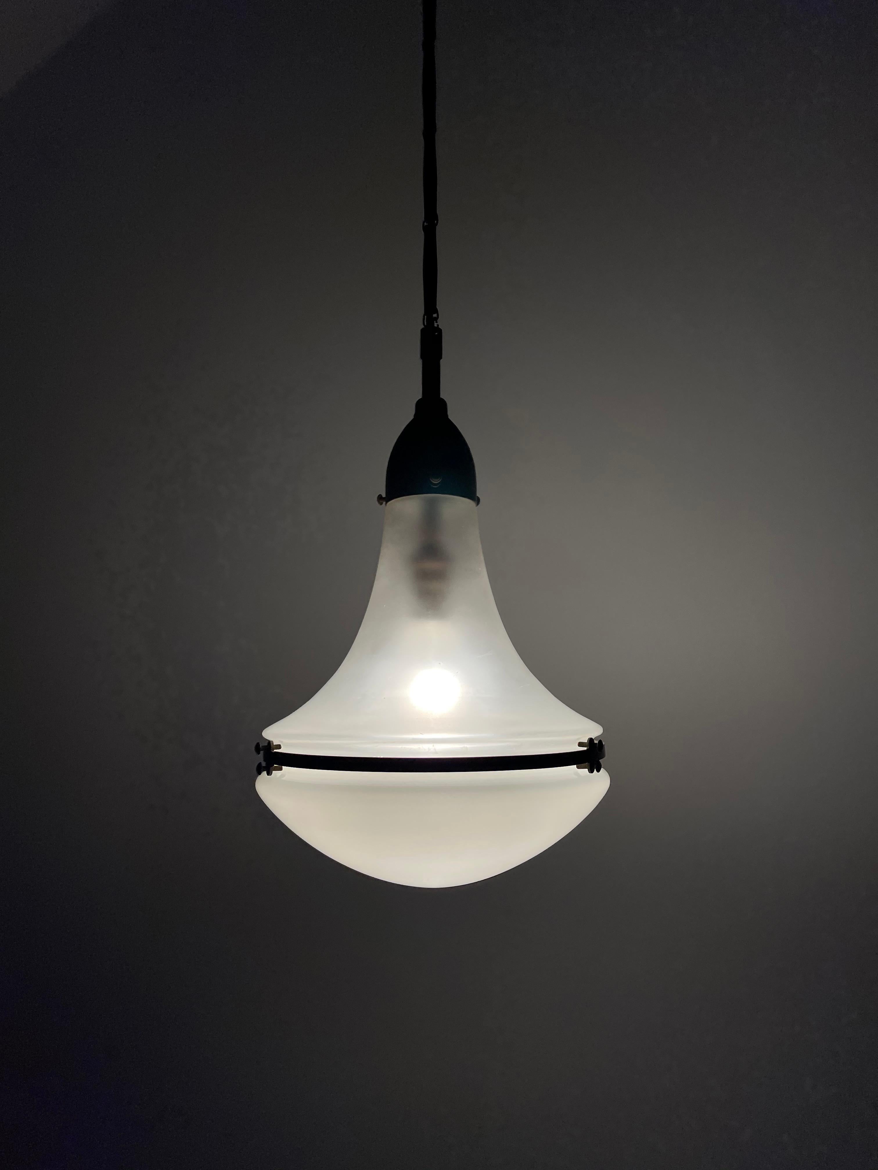 Antique Bauhaus Peter Behrens Opaline Milk Glass Ceiling Pendant Light Lamp In Good Condition In Sale, GB