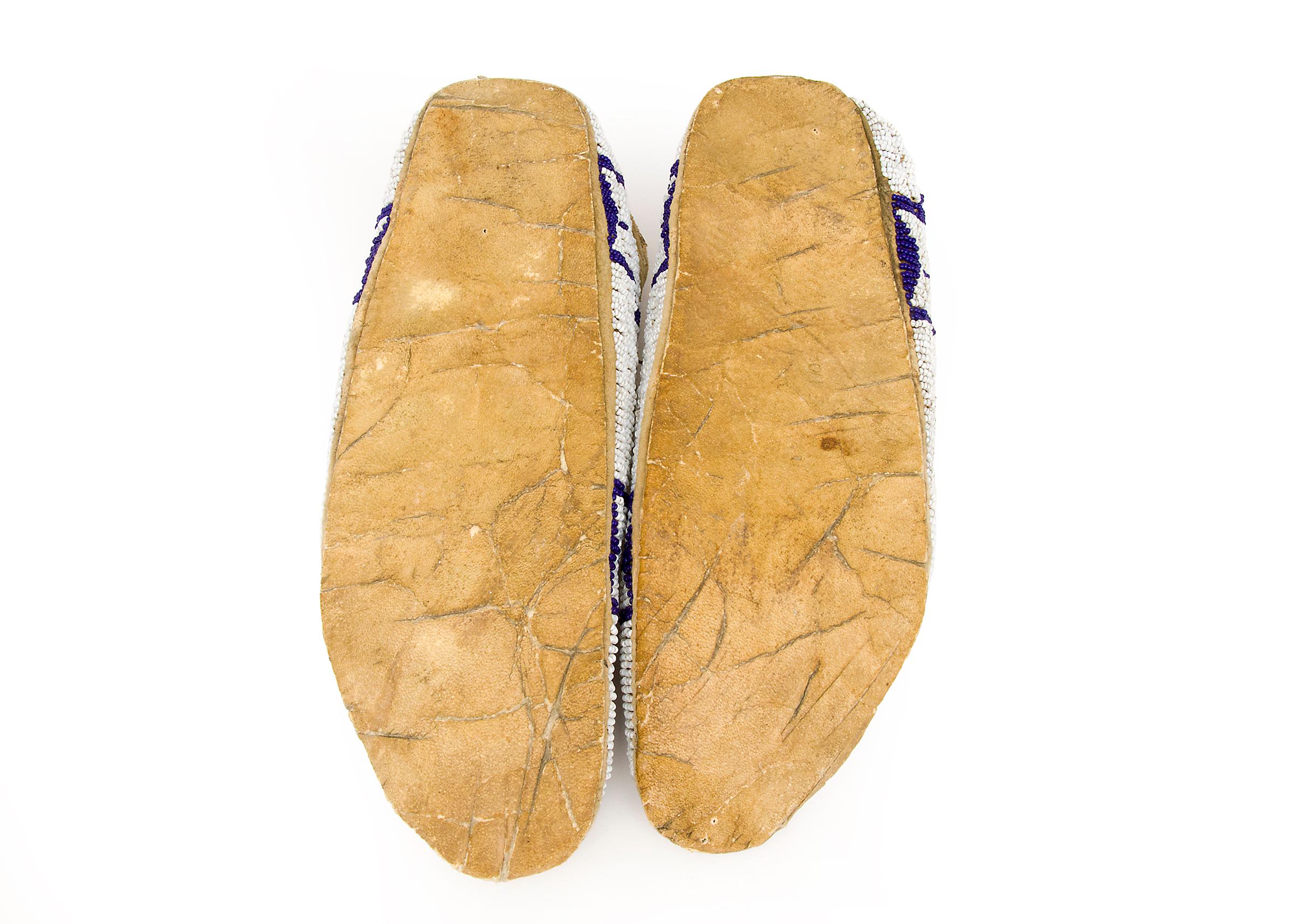 Antique Beaded Moccasins, Cheyenne 'Plains Indian', circa 1880s, Buffalo Tracks In Good Condition In Denver, CO