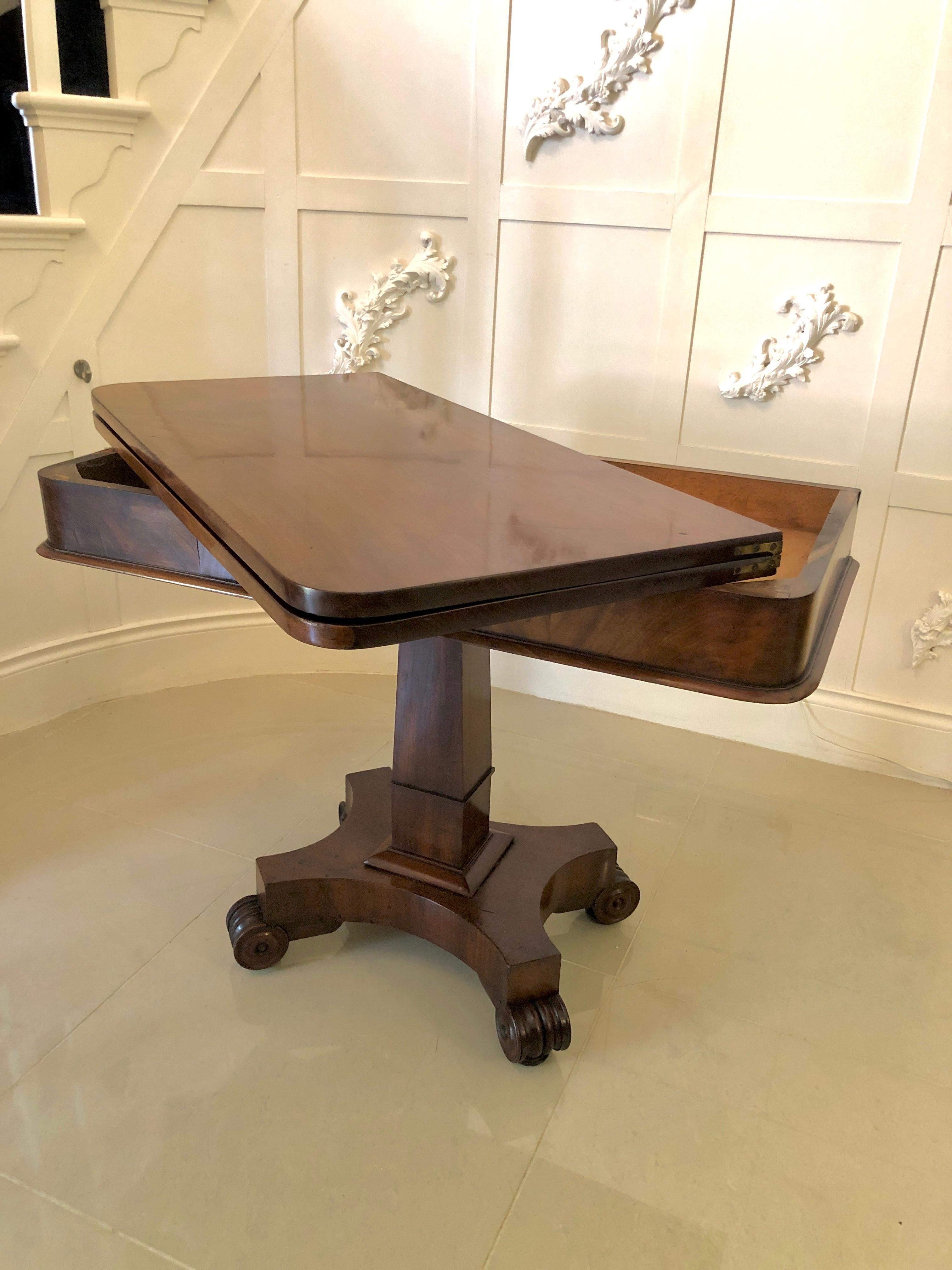 19th Century Antique William IV Mahogany Tea/Side Table For Sale 1