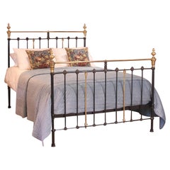 Antique Bed in Black MK244
