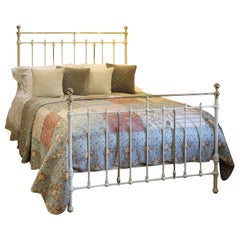 Antique Bed in Cream MK251
