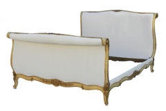 Antique Bed Us Queen Uk King Size Under White Covers Gold Roll Top