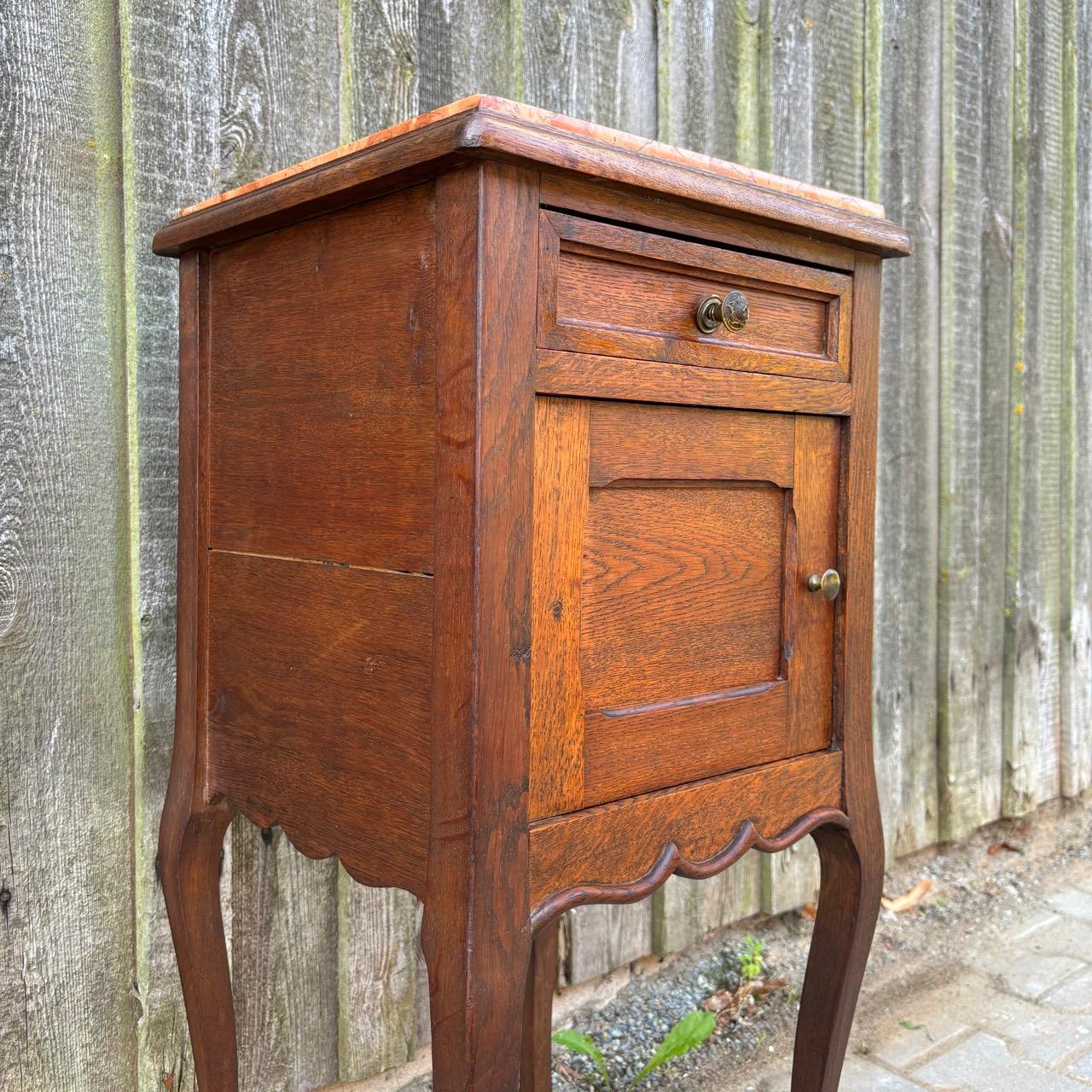Antique bedside cabinet  Art Nouveau around 1900  Oak & marble In Good Condition In Würzburg, DE