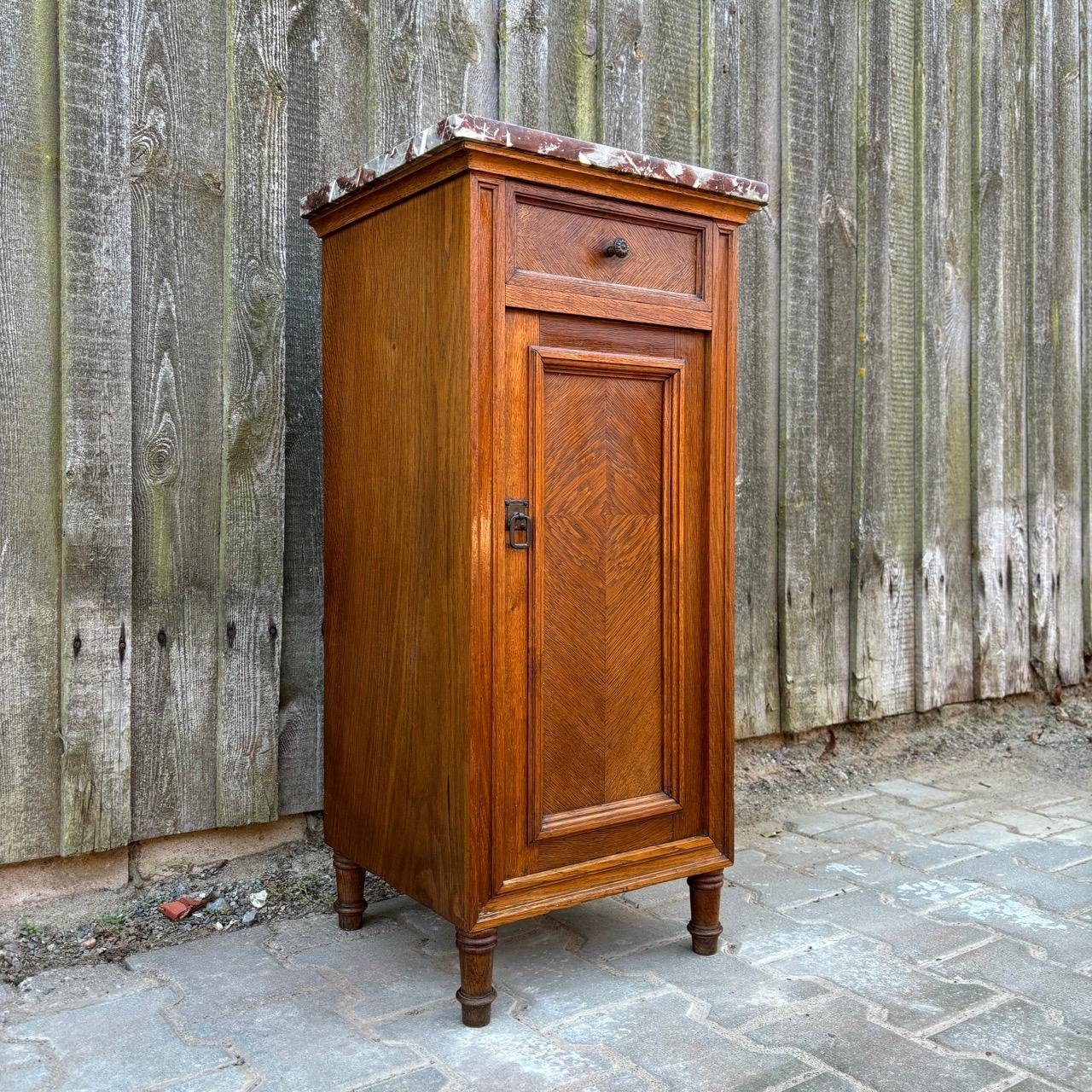 Antique bedside cabinets  Art Nouveau  Oak & red marble In Good Condition In Würzburg, DE