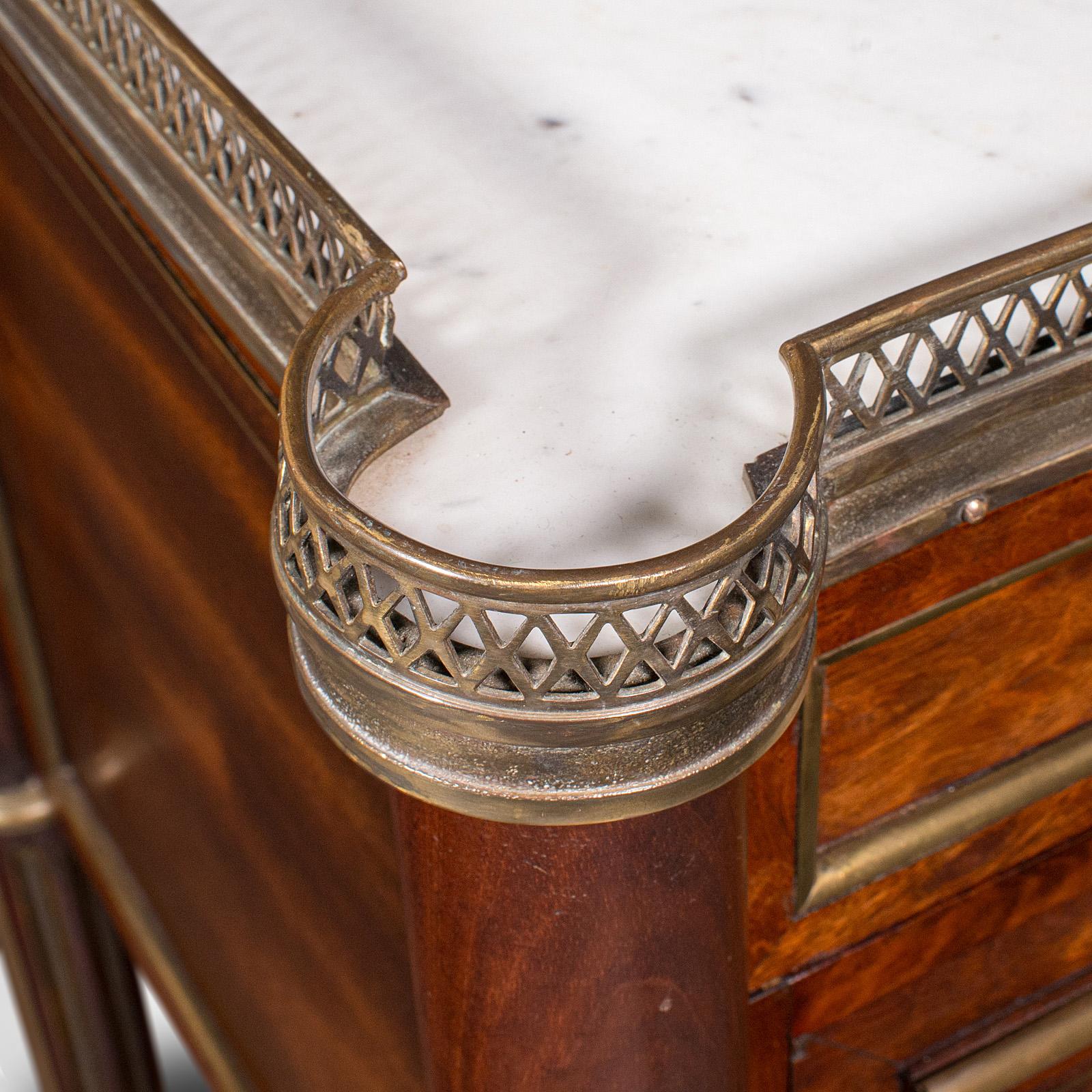 Ancienne table de chevet, française, noyer, marbre, table de nuit, victorienne, Circa 1840 en vente 3