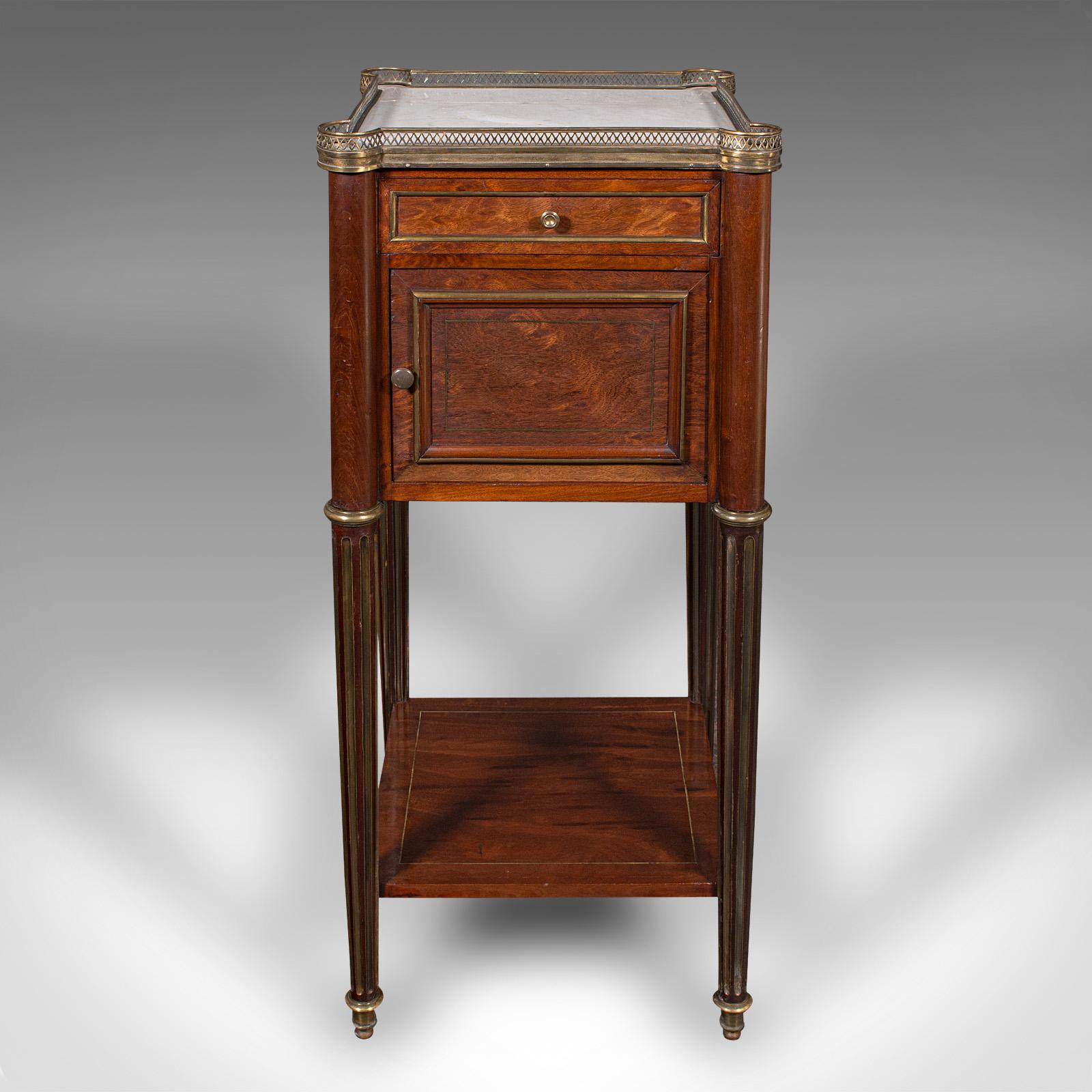 Début de l'époque victorienne Ancienne table de chevet, française, noyer, marbre, table de nuit, victorienne, Circa 1840 en vente