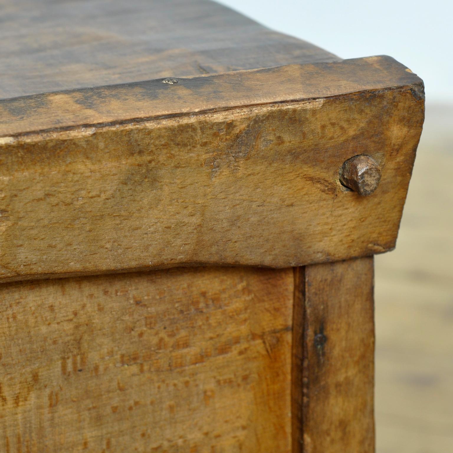 Antique beech Shepherd’s Chest, 1850s 6