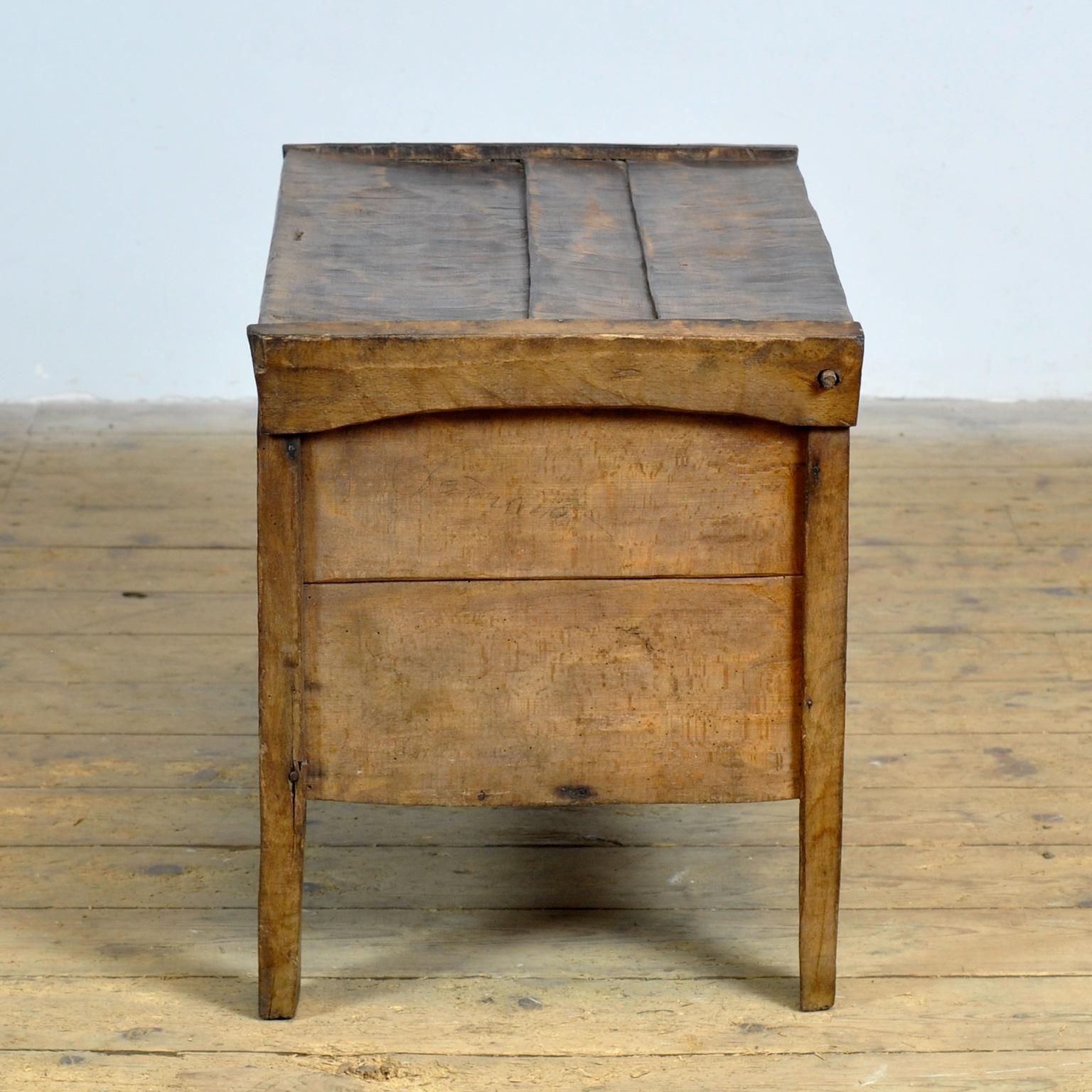 Antique beech Shepherd’s Chest, 1850s 7
