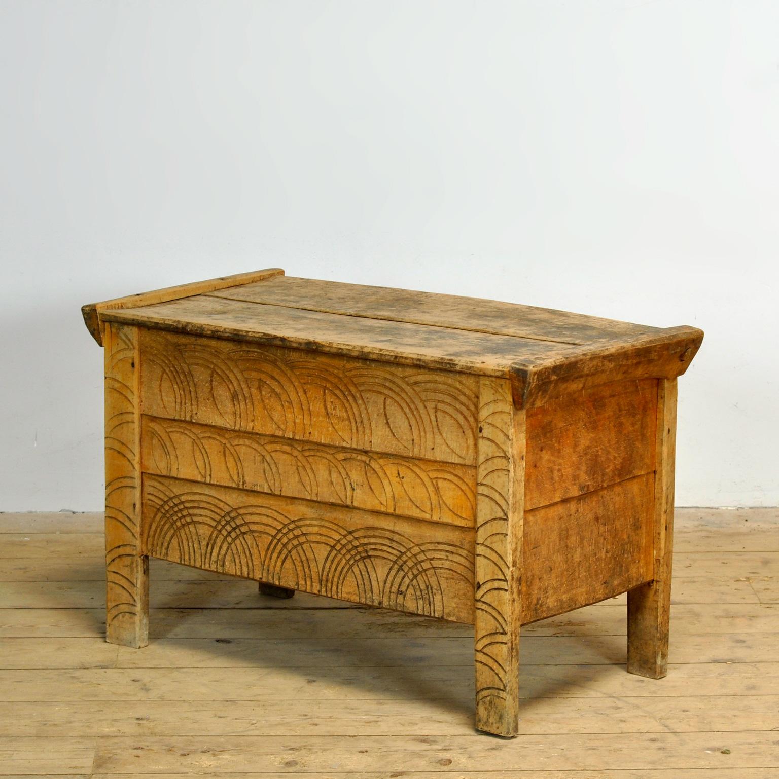 Romanian antique beech shepherd’s chest, 1850’s For Sale