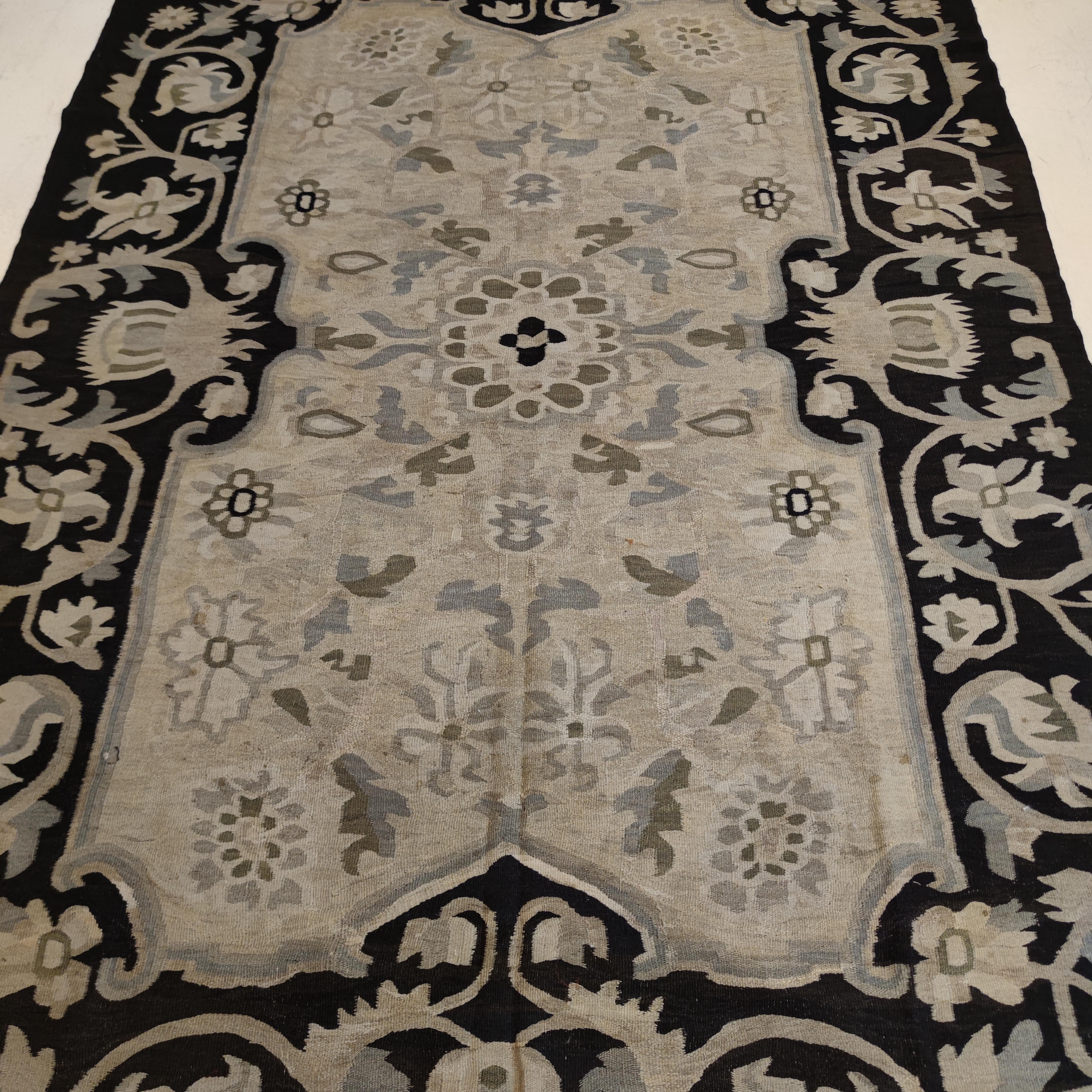 Les kilims dits 