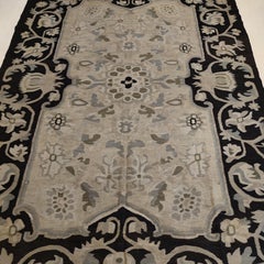 Antico Rug & Kilim bessarabiano a fondo beige con bordo nero