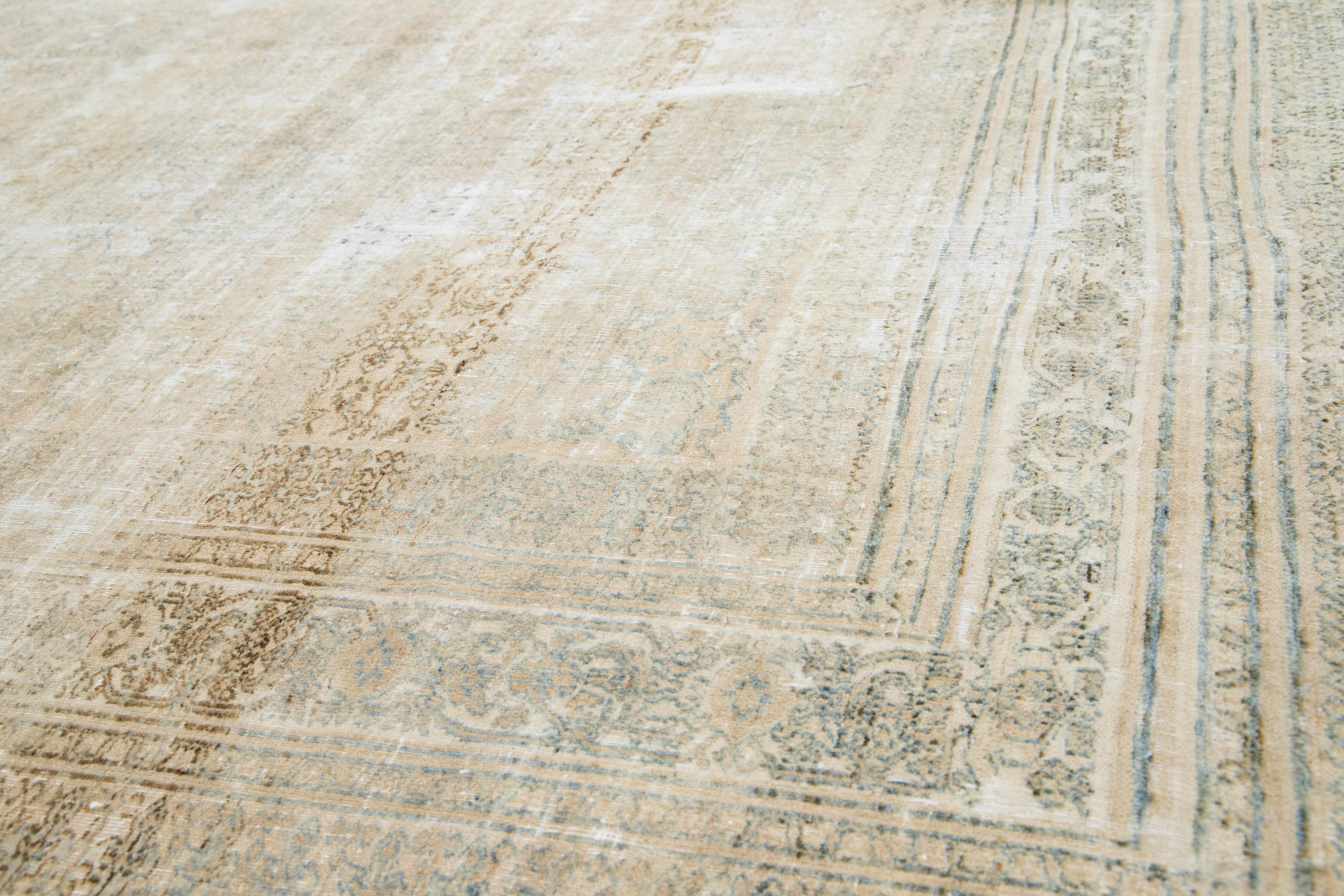 Antiker persischer Malayer-Wollteppich in Beige, handgefertigt mit Allover-Motiv im Angebot 2