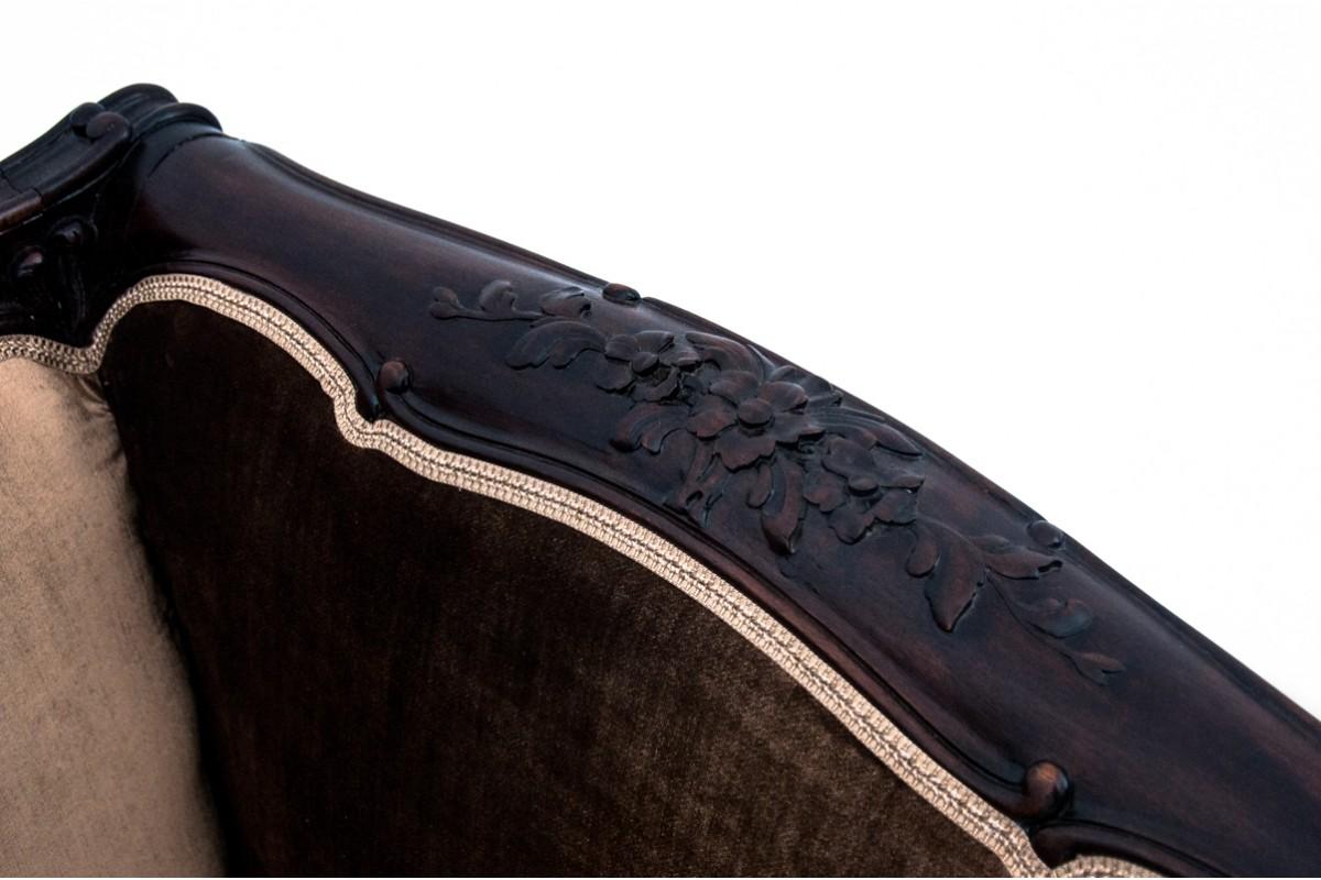 Antikes beigefarbenes Sofa, Skandinavien, ca. 1890er Jahre. Wiederhergestellt. (Spätes 19. Jahrhundert) im Angebot