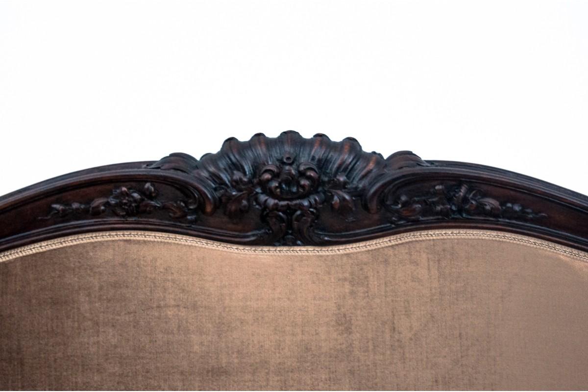 Antikes beigefarbenes Sofa, Skandinavien, ca. 1890er Jahre. Wiederhergestellt. im Angebot 2
