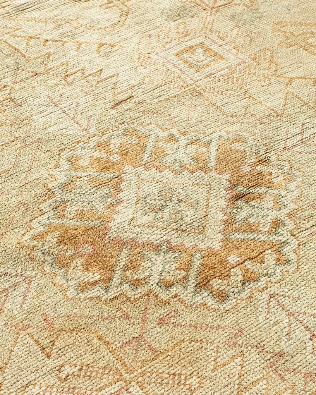Antiker beigefarbener türkischer Oushak-Teppich, 12'3 x 15'10 im Angebot 3