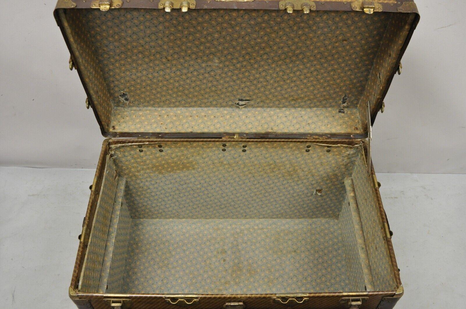 Antique Belber Traveling Goods Brown Monogram Print Hard Case Steamer Trunk In Good Condition For Sale In Philadelphia, PA