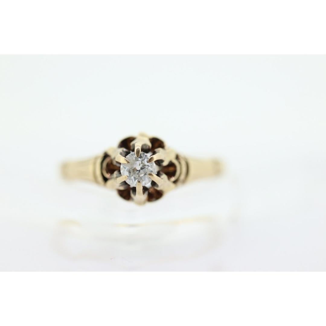 Round Cut Antique Belcher Set Diamond 14k engraved ring. 0.15ct Victorian Prong Diamond For Sale