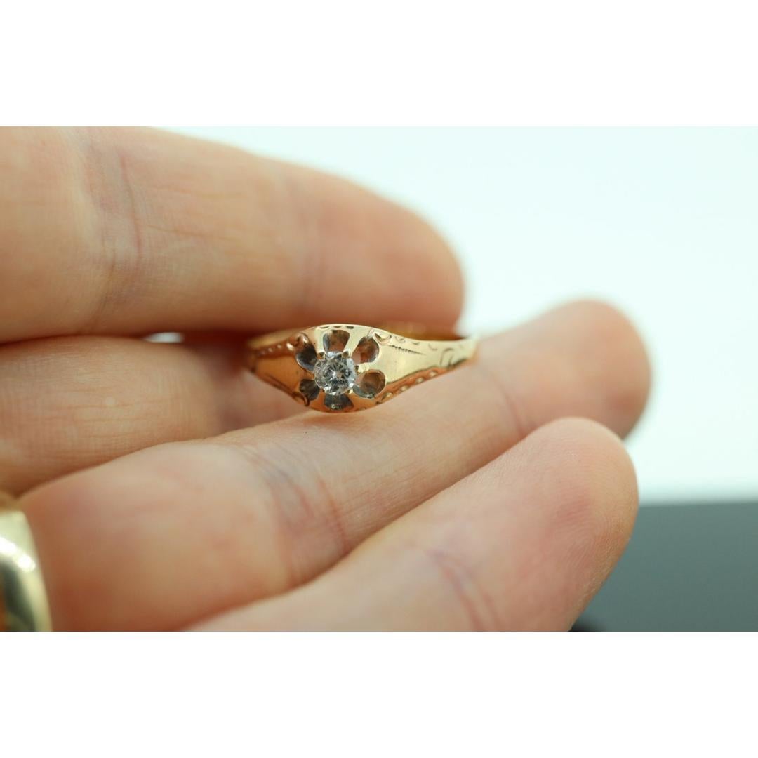 Anillo antiguo de filigrana de 14 quilates engastado con diamantes Belcher. Diamante Victoriano de 1/6ct en Bueno estado para la venta en Port Charlotte, FL