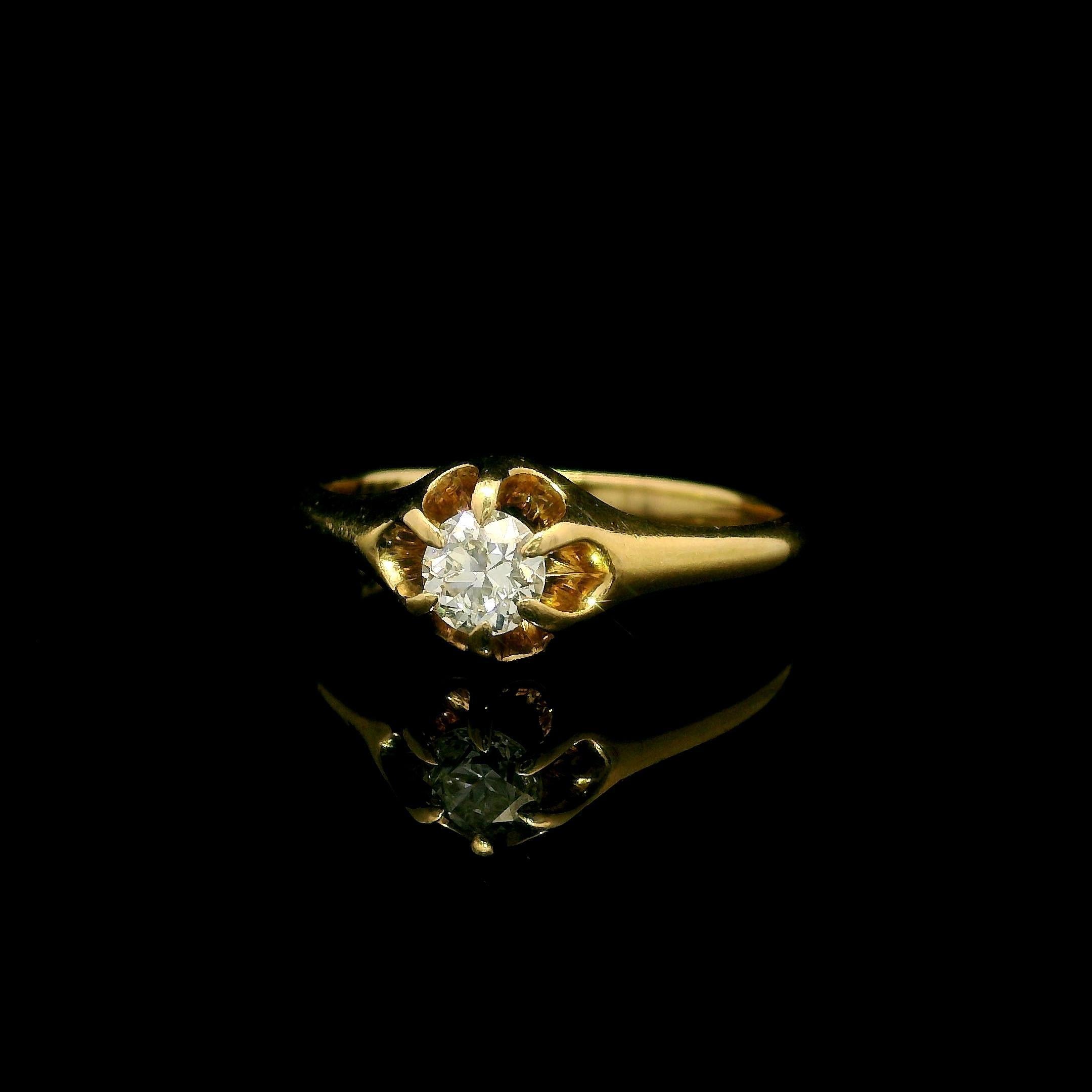 Bague solitaire en or jaune Belcher 0.25ctw Old European Diamond Solitaire Ring en vente 4