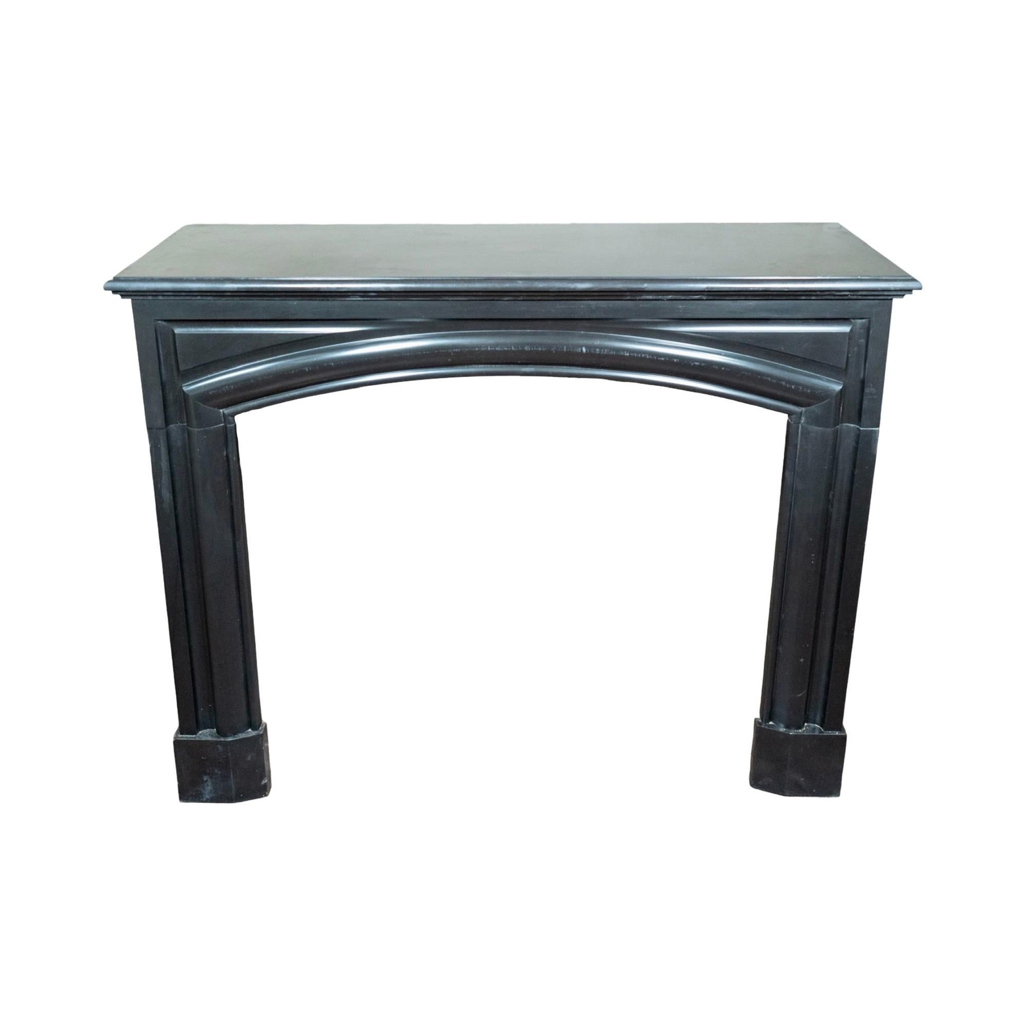 Antique Belgian Black Noir De Mazy Marble Mantel In Good Condition For Sale In Dallas, TX